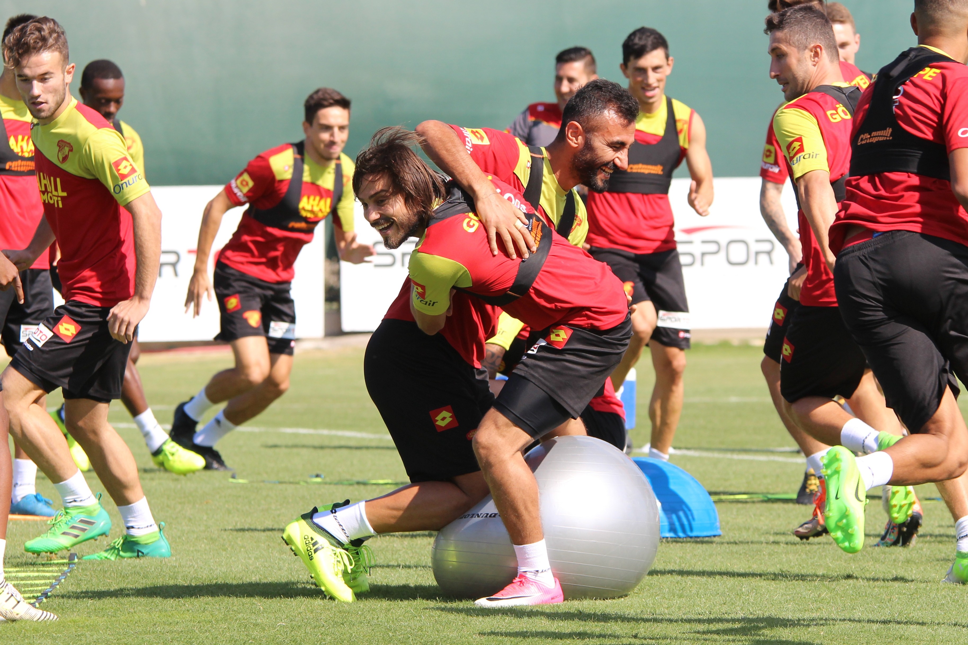 ÖZET İZLE: Göztepe 3-3 Alanyaspor |Göztepe Alanyaspor Maçı Geniş Özeti ve Golleri İzle