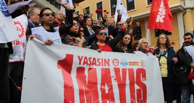 2018'de kaç gün tatil var? Çalışanlar 2018'de kaç gün tatil yapacak? İşte 2018 yılı resmi tatil günleri...