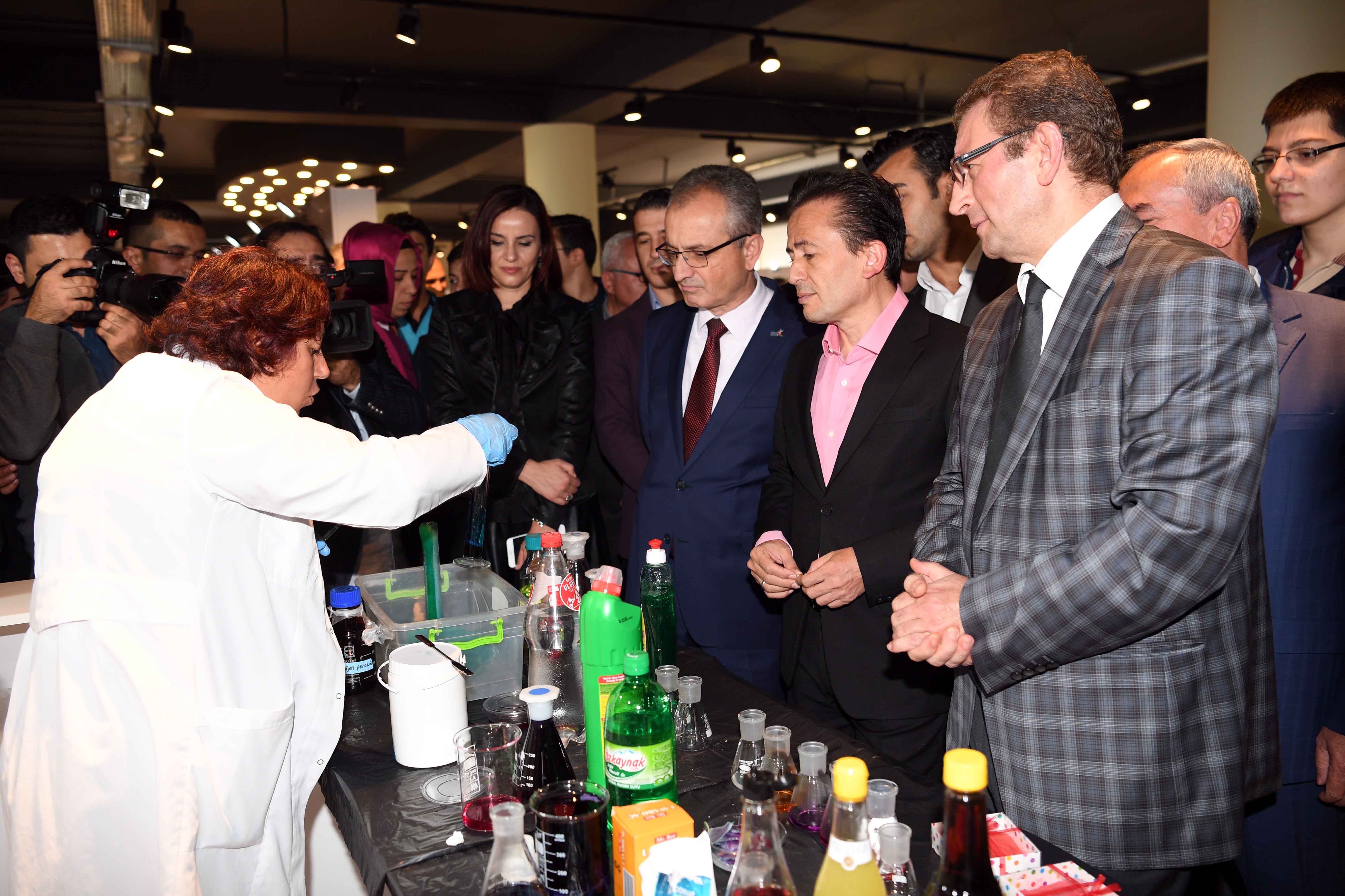 Tuzla Belediyesi’nin hizmetleri ödüllerle taçlandırılıyor