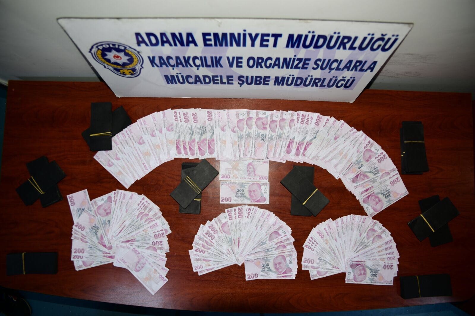 Kalpazanlar otele kartvizit bırakınca yakayı ele verdi