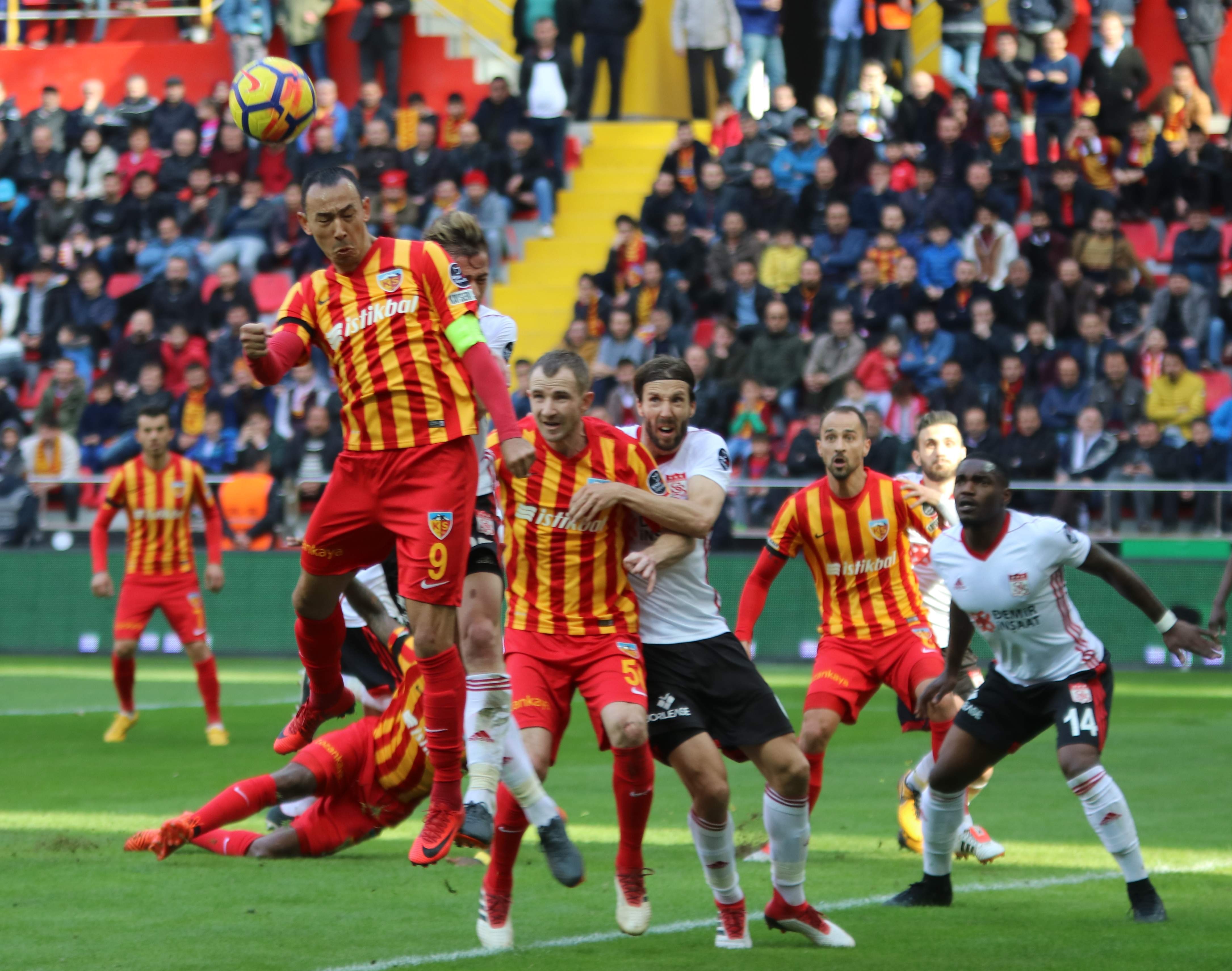 ÖZET İZLE: Kayserispor 1-1 Sivasspor Maçı Özeti ve Golleri İzle | Kayserispor Sivasspor kaç kaç bitti?