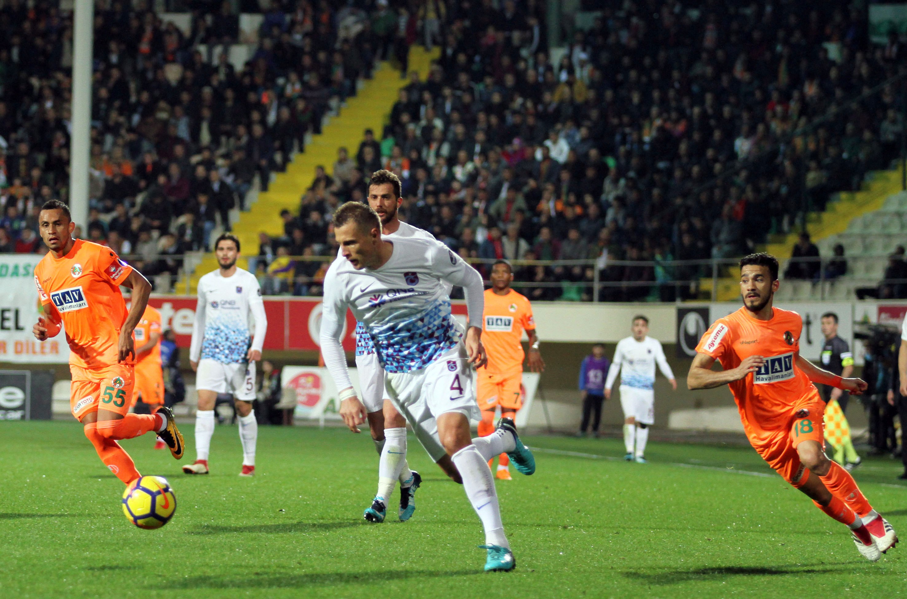 ÖZET İZLE: Alanyaspor 1-2 Trabzonspor Maçı Geniş Özeti ve Golleri İzle| Alanya Trabzon kaç kaç bitti?