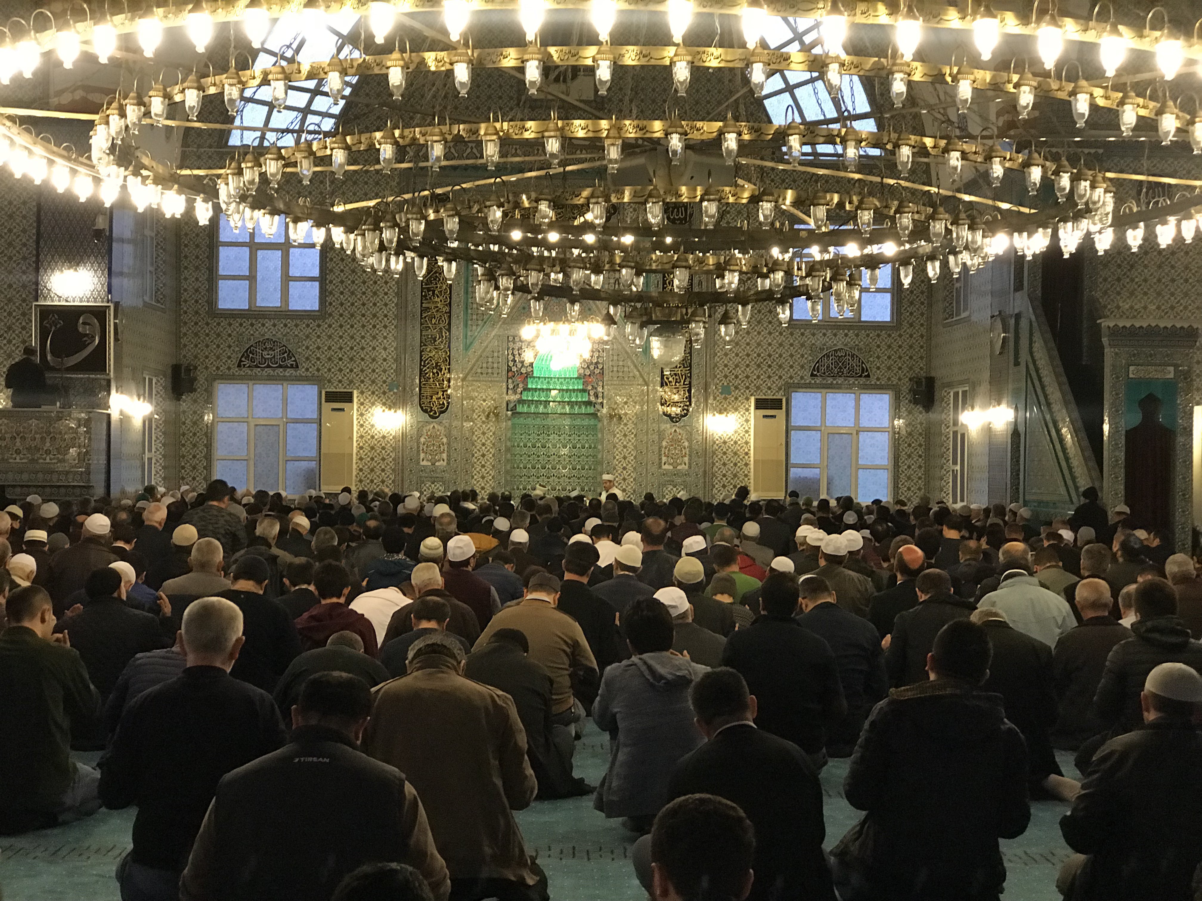 Üç aylar mesajları resimli ve Üç aylar ile ilgili en güzel sözler