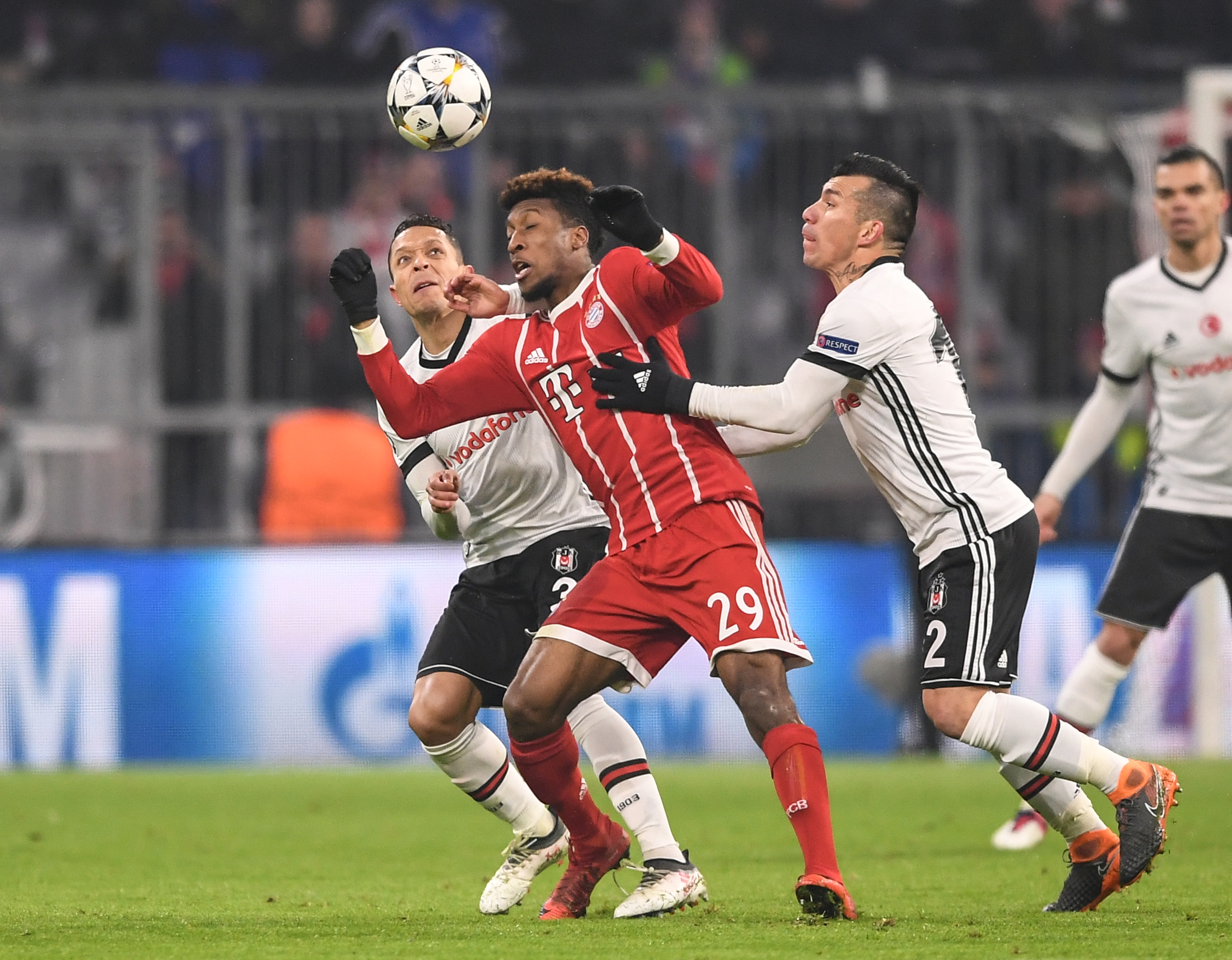 BJK BAYERN ÖZET İZLE: Beşiktaş Bayern Münih Maçı özeti ve golleri | Beşiktaş Bayern özet izle