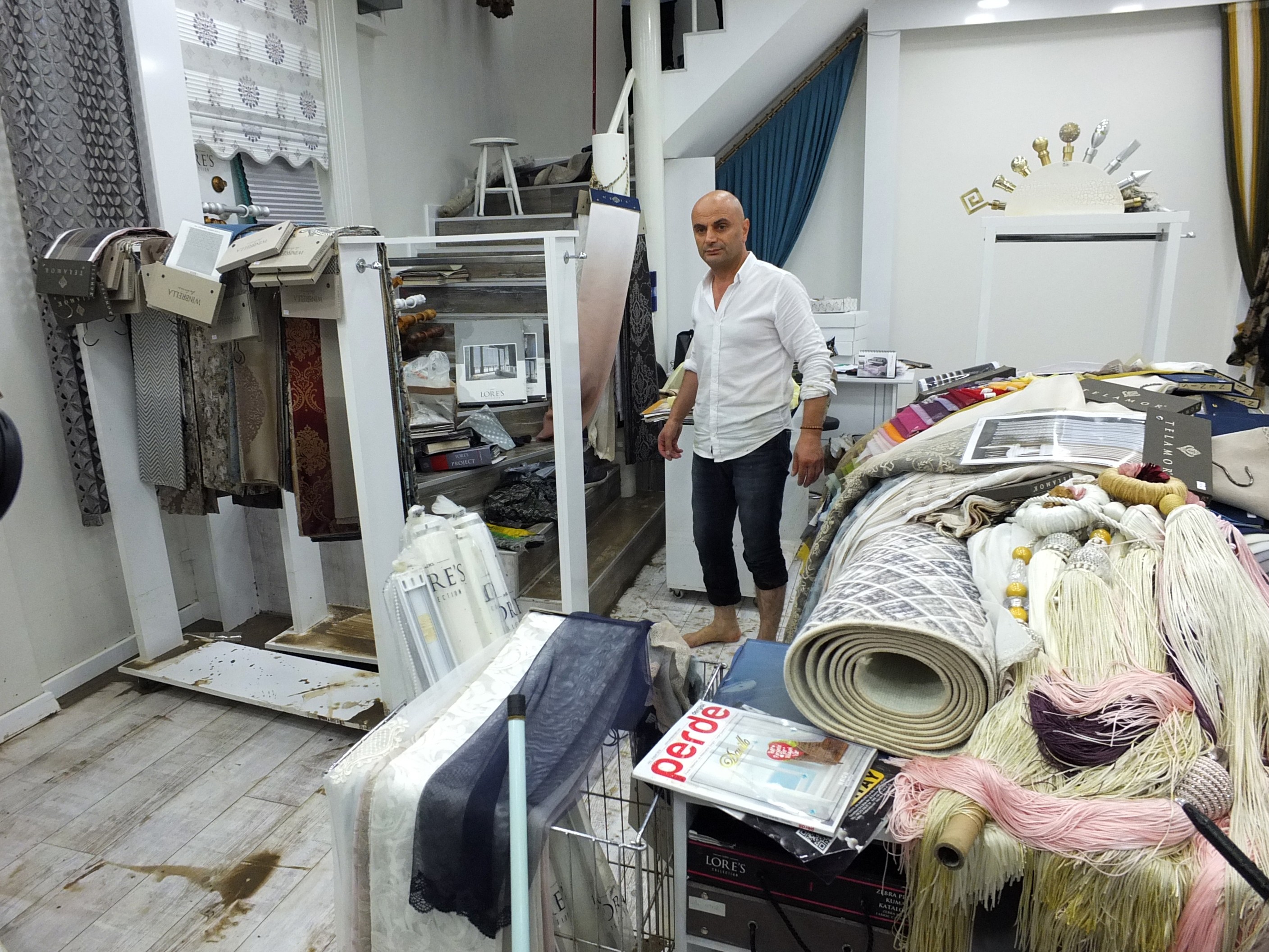 Bandırma'da sel! Çok sayıda ev ve iş yerini su bastı