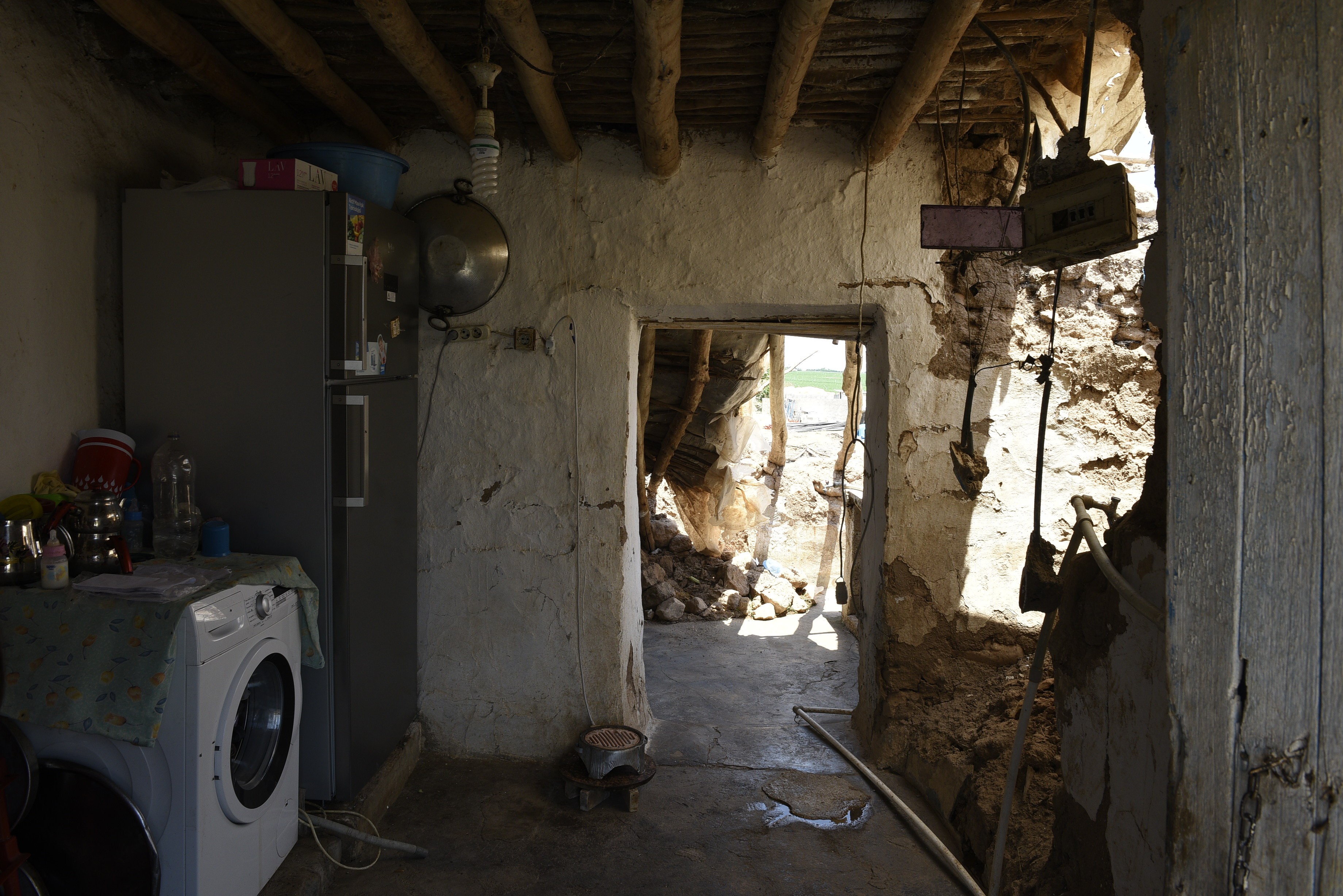 Yılan ve akrep korkusundan uyuyamıyorlar