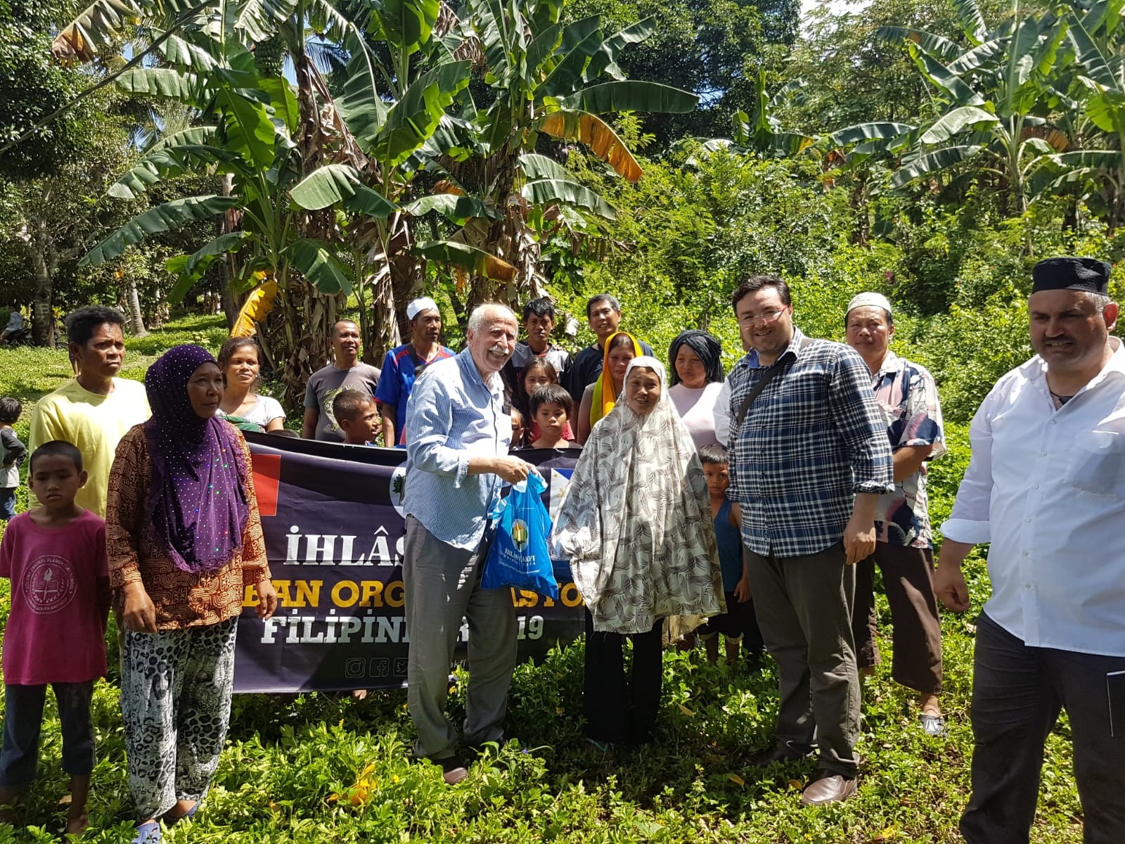 İhlas Vakfı bu bayram da kurbanları ihtiyaç sahiplerine ulaştırdı
