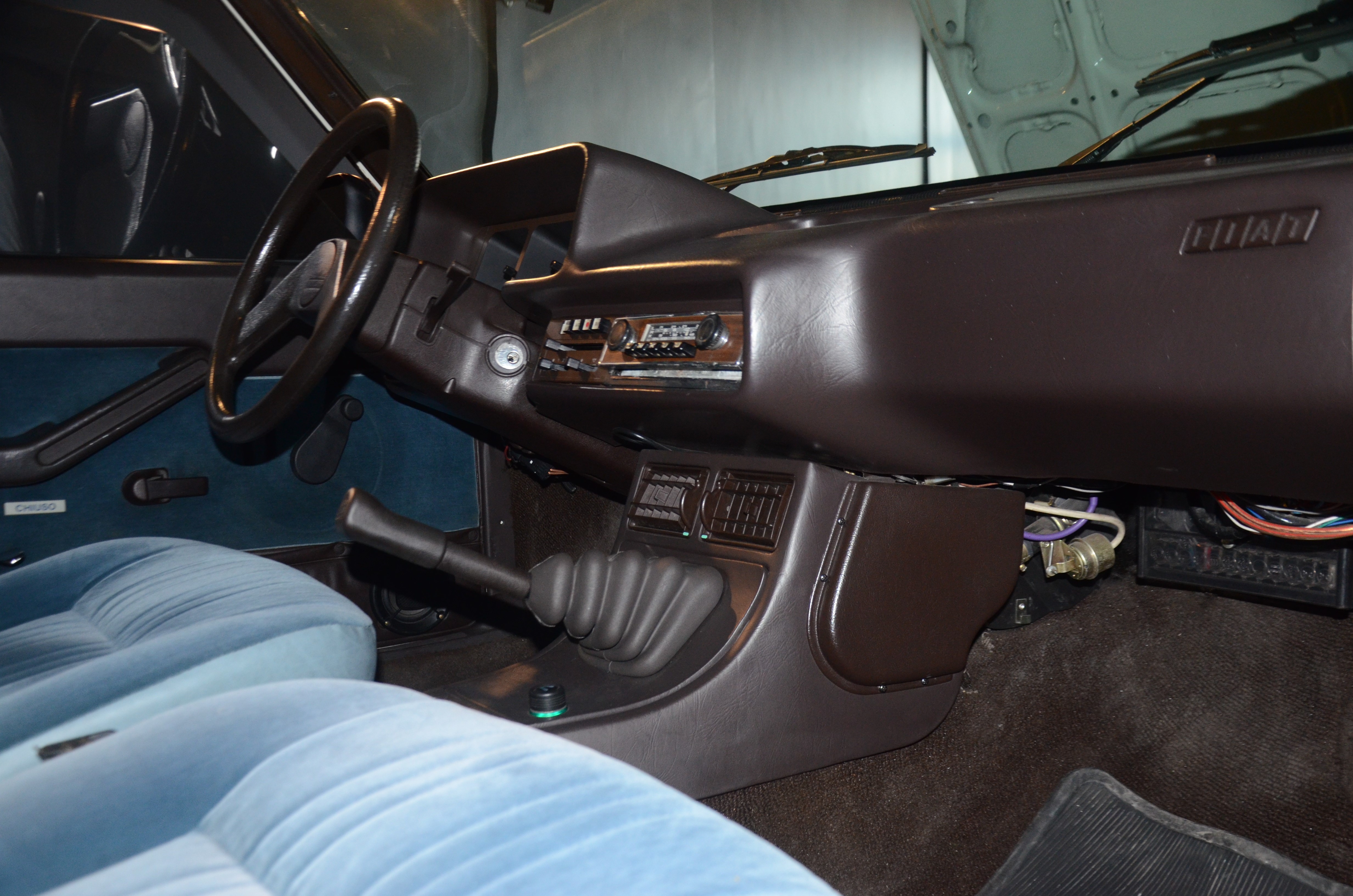 Vehbi Koç'un makam aracı müşteri bekliyor