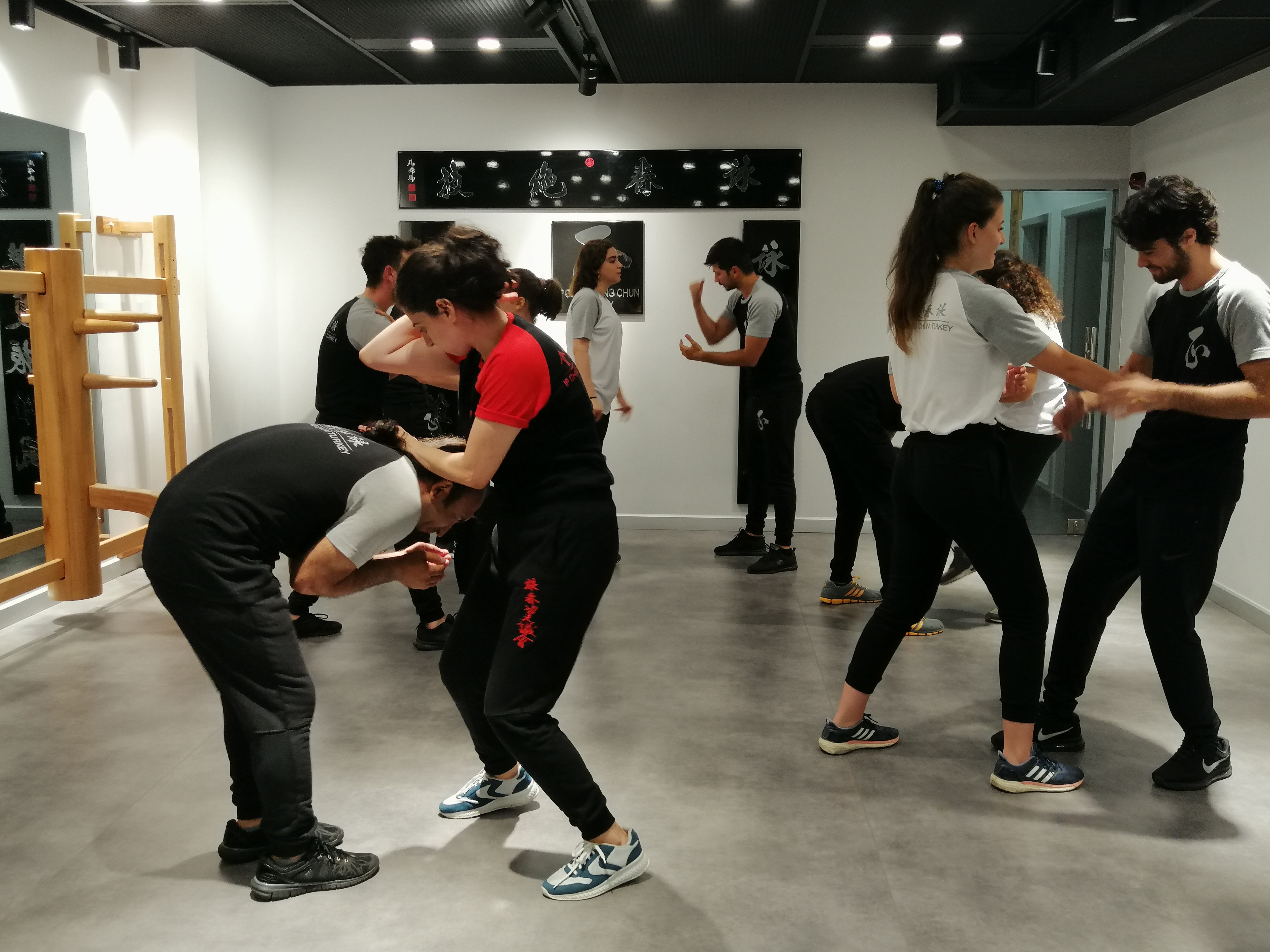 Şiddet olayları kadınların savunma sporuna ilgisini artırdı