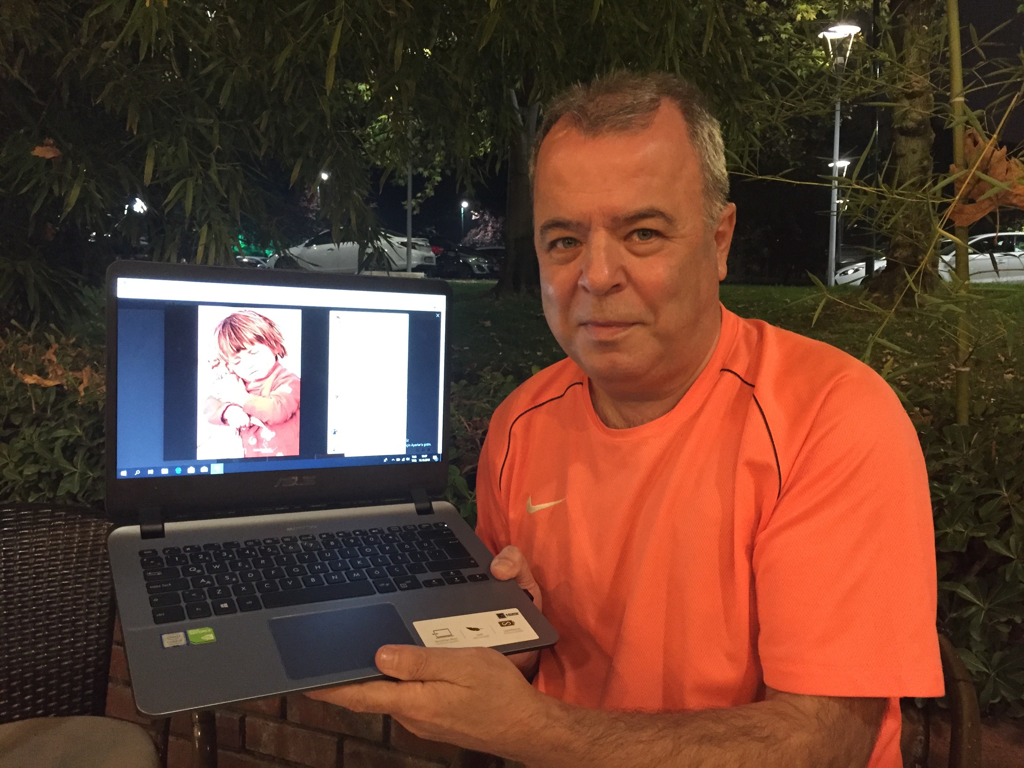 Teröristlerin Türk askerini karalamak için paylaştığı fotoğraftaki kız çocuğunu 12 yıl sonra İHA buldu