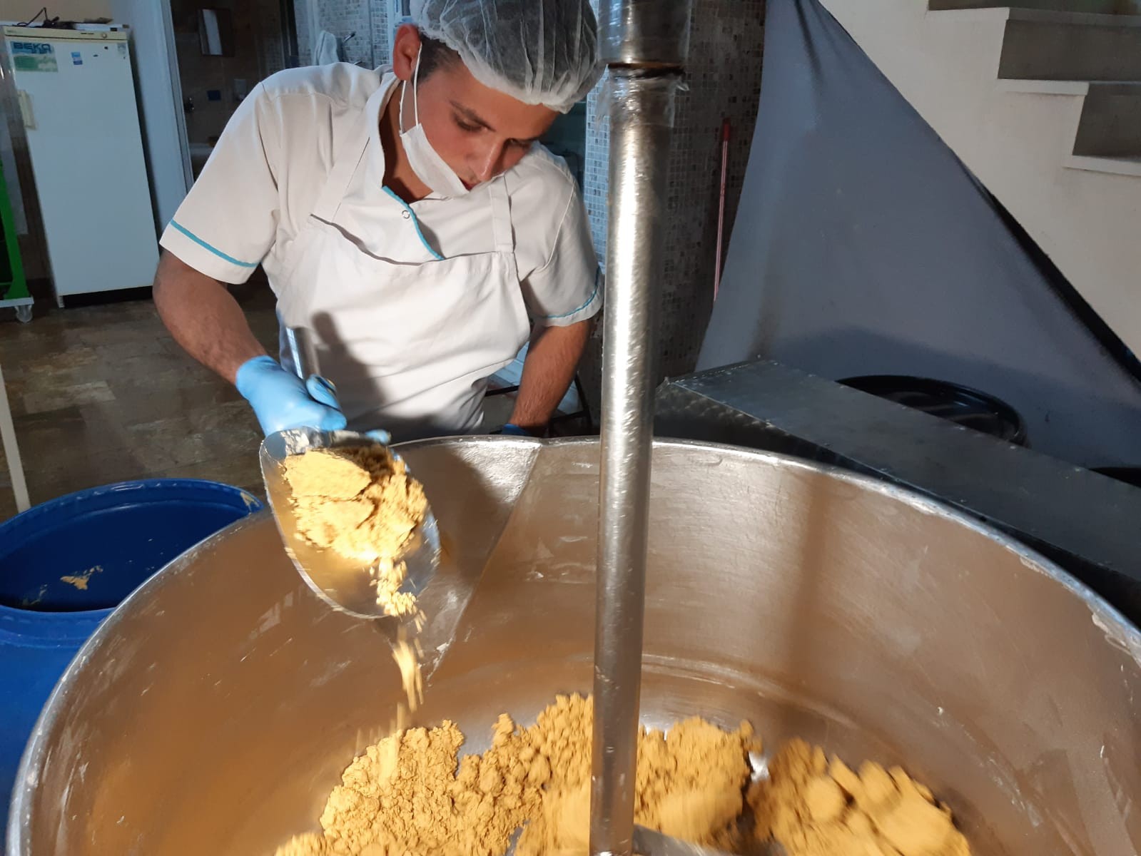 Çölyak hastası oğlu için üretti, şimdi siparişlere yetişemiyor