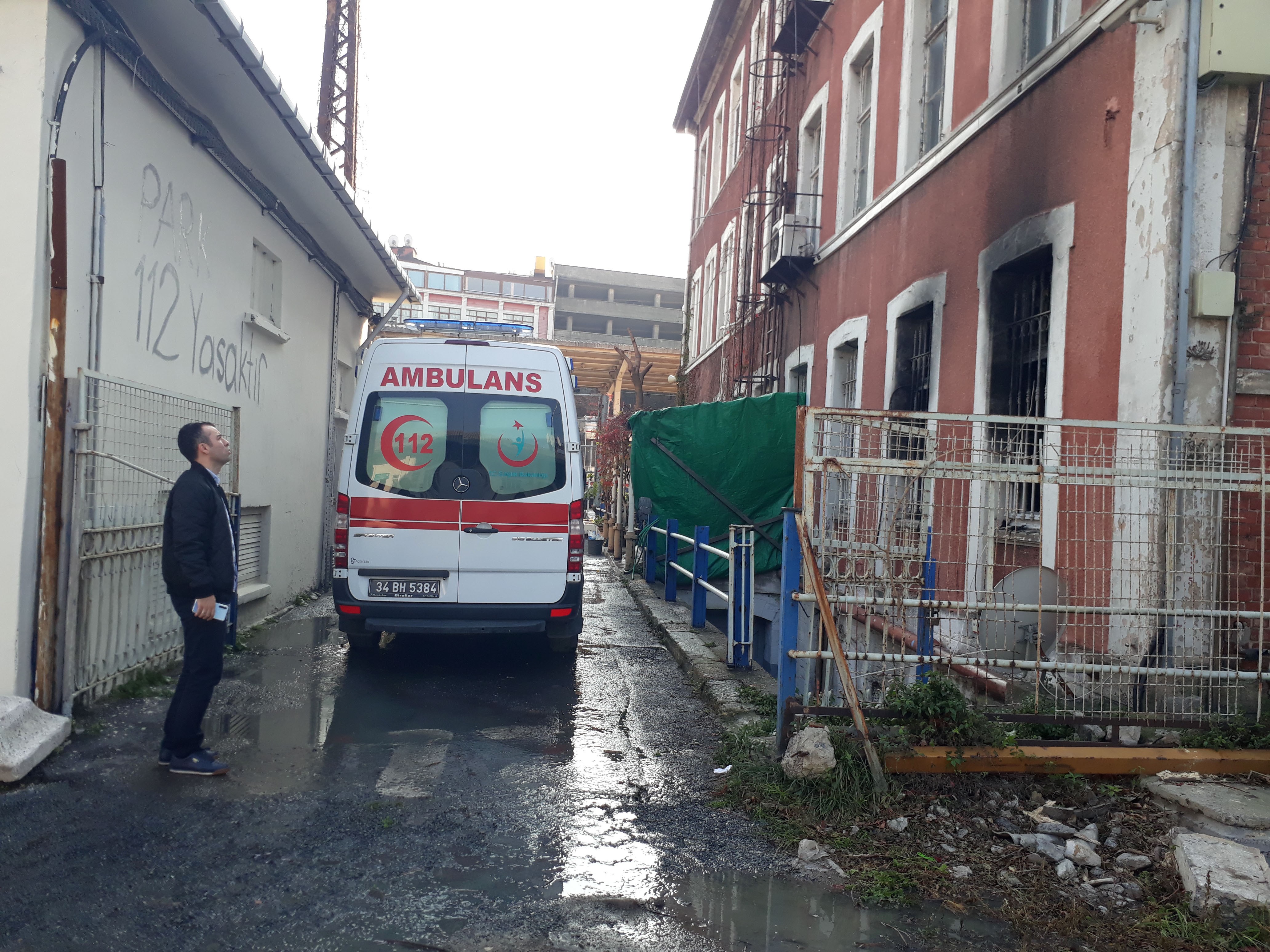 Sirkeci Tren Garı'nda korkutan yangın