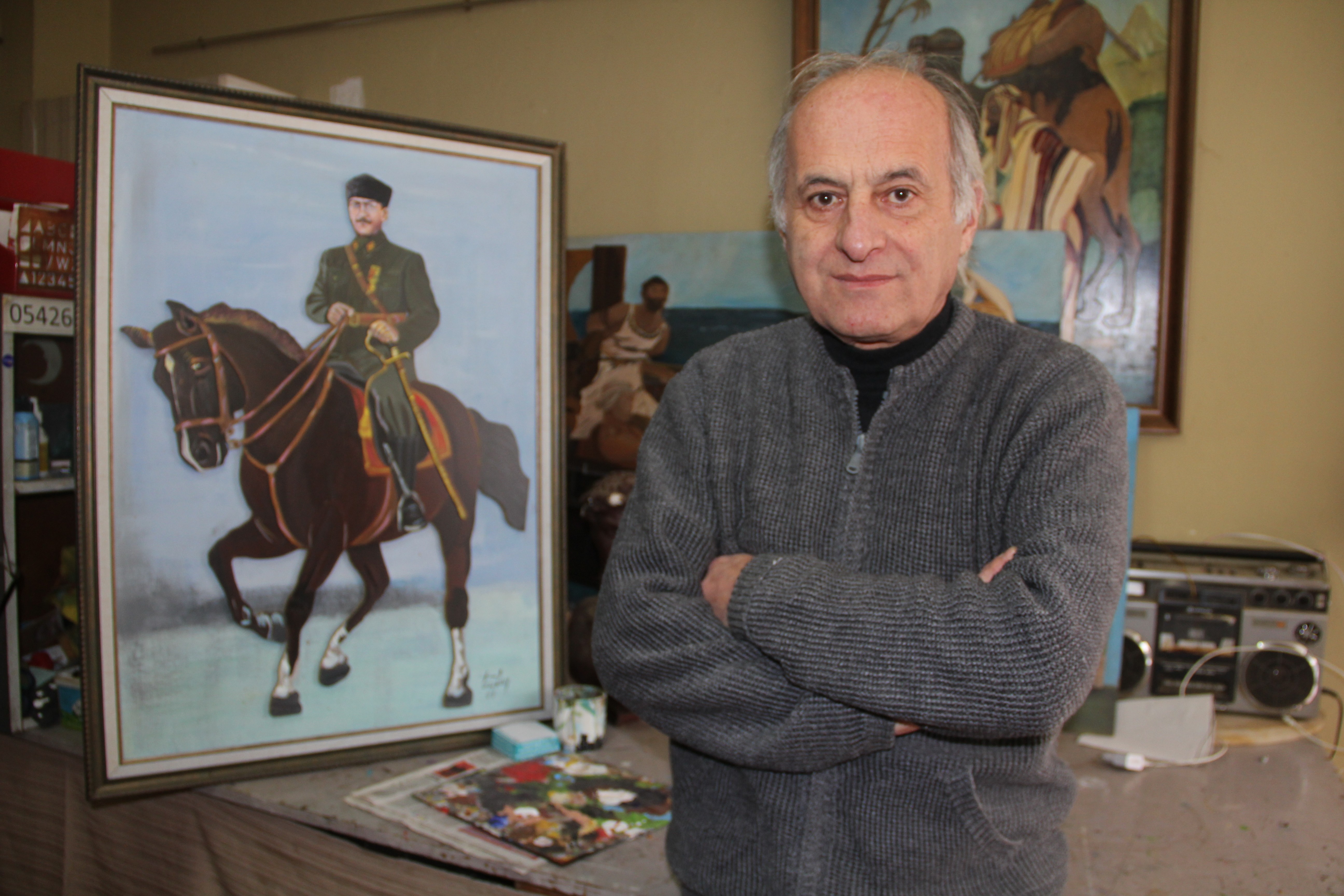 Ahşaba şekil veriyor