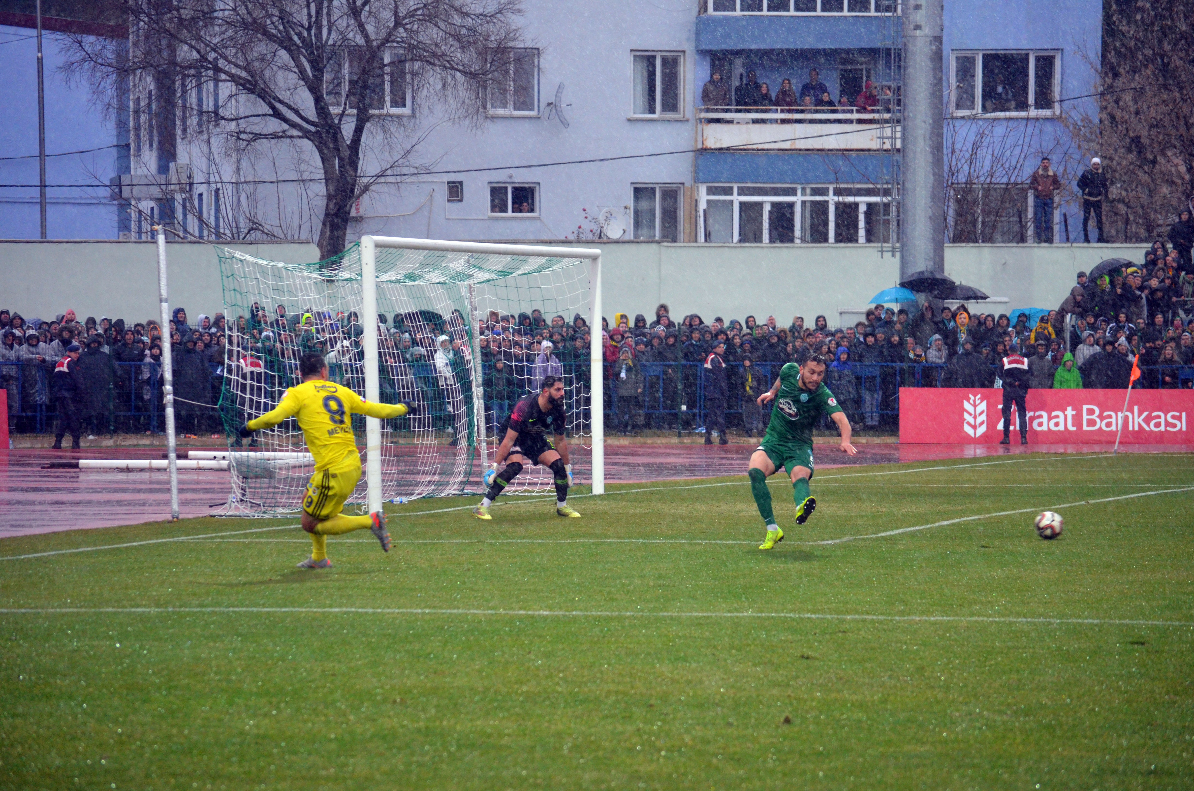 ÖZET İZLE: Kırklarelispor: 0-3 Fenerbahçe Maç Özeti ve Golleri İzle | Kırklarelispor FB Kaç Kaç Bitti!