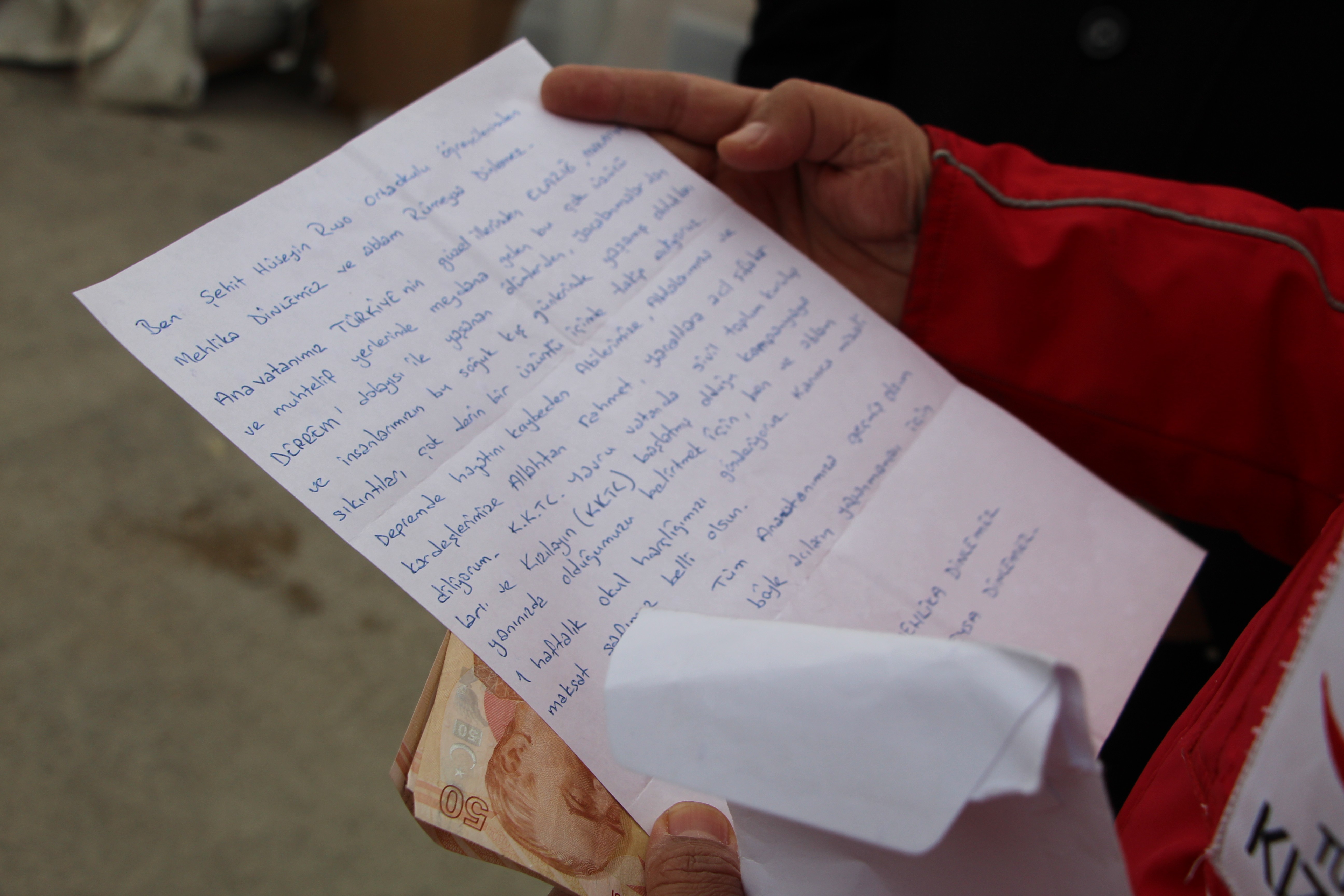 Deprem bölgesine ‘Yavru Vatan’dan duygulandıran mektup