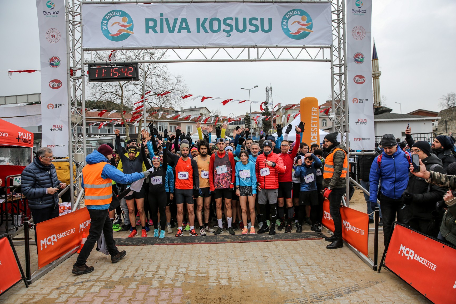 Buz gibi havada Riva Koşusu’na rekor katılım!