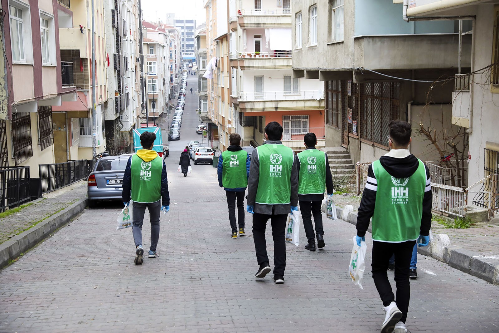 İşten çıkarılanlara 10 milyon TL yardım