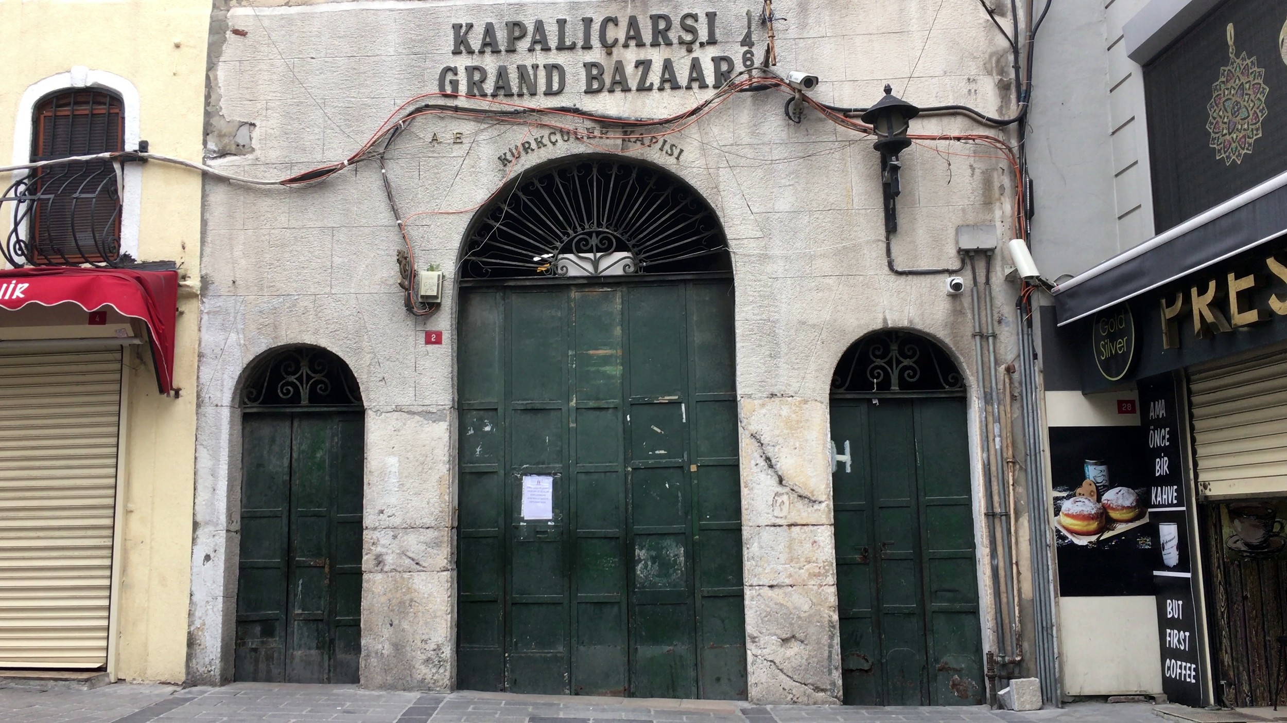 Kapalıçarşı korona virüs önlemleri kapsamında kapatıldı