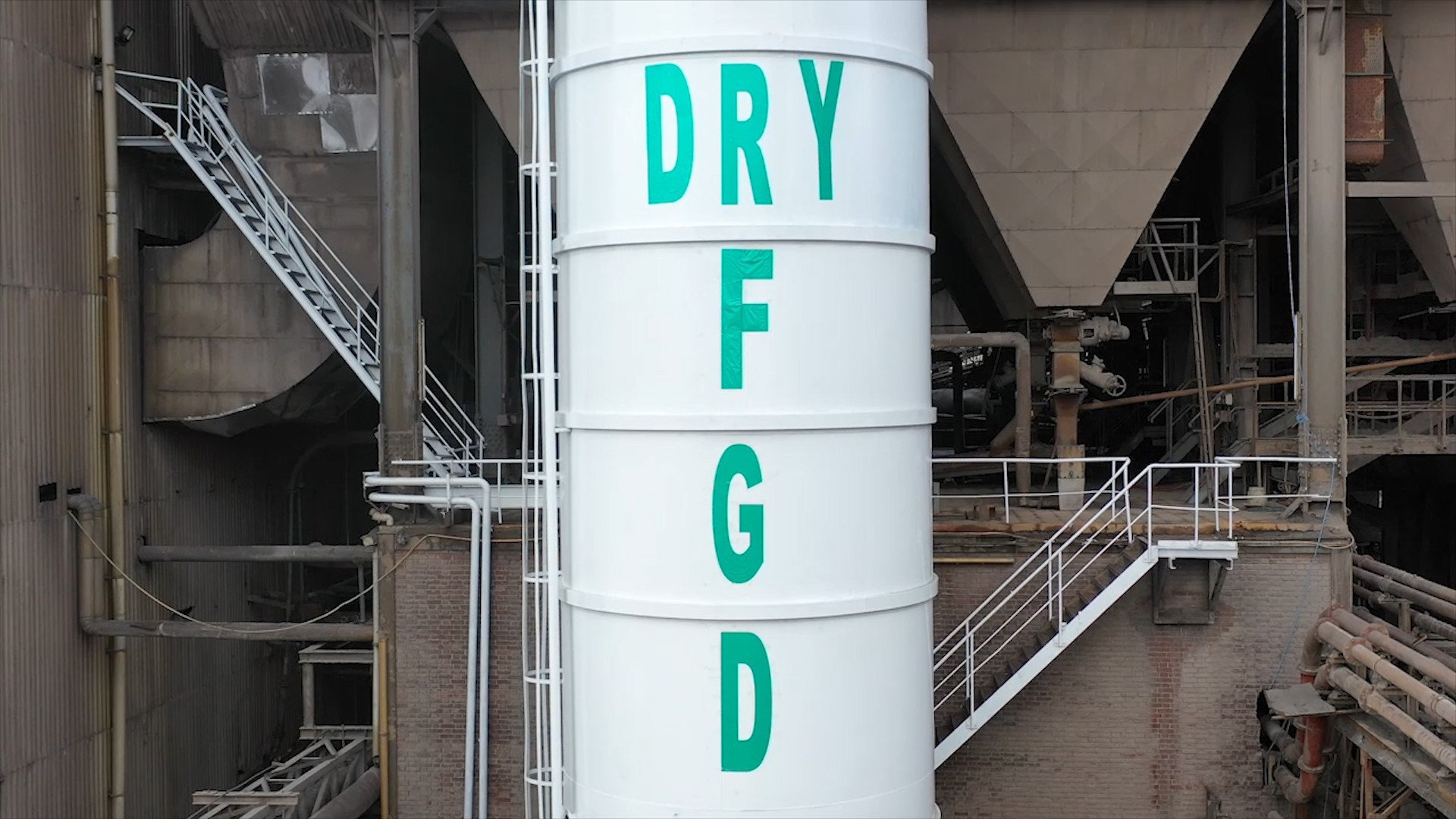 Seyitömer ve Tunçbilek termik santralleri üretime başlamak için gün sayıyor