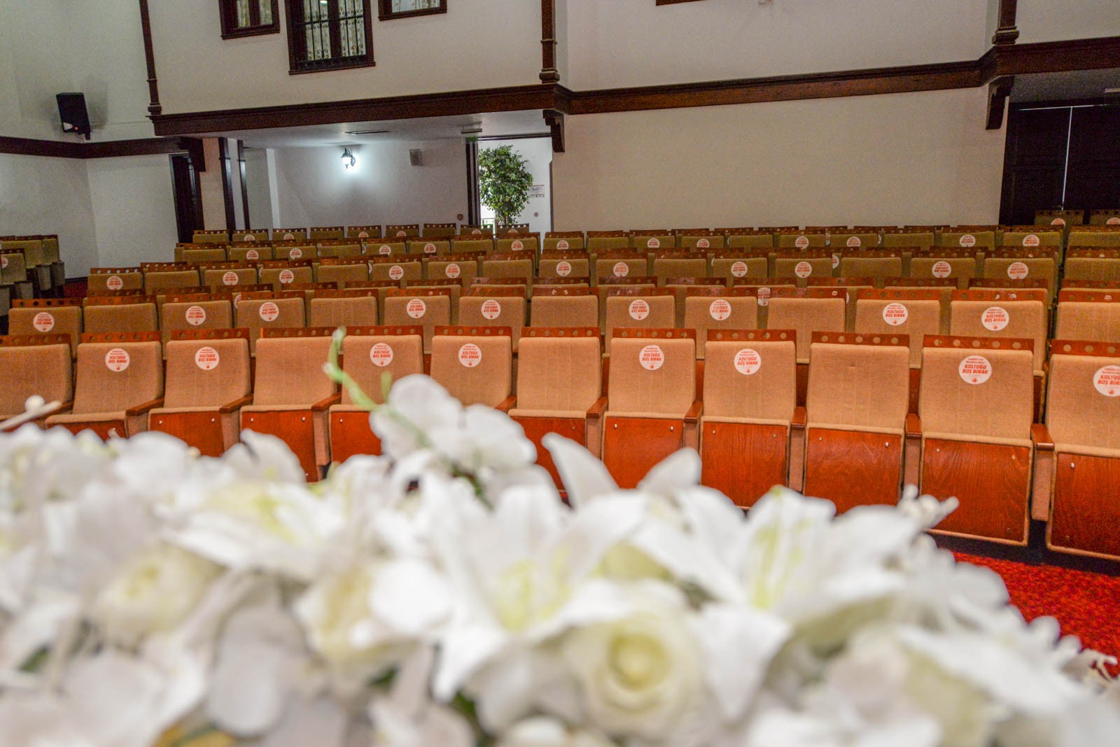 Nikah salonlarında kovid-19 tedbirleri