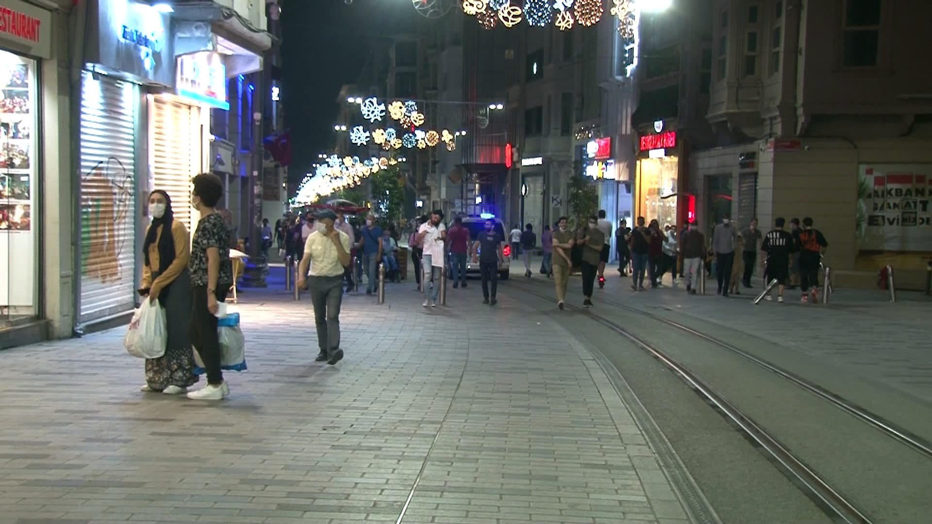 Maçka Parkı ve Taksim’de dikkat çeken yoğunluk