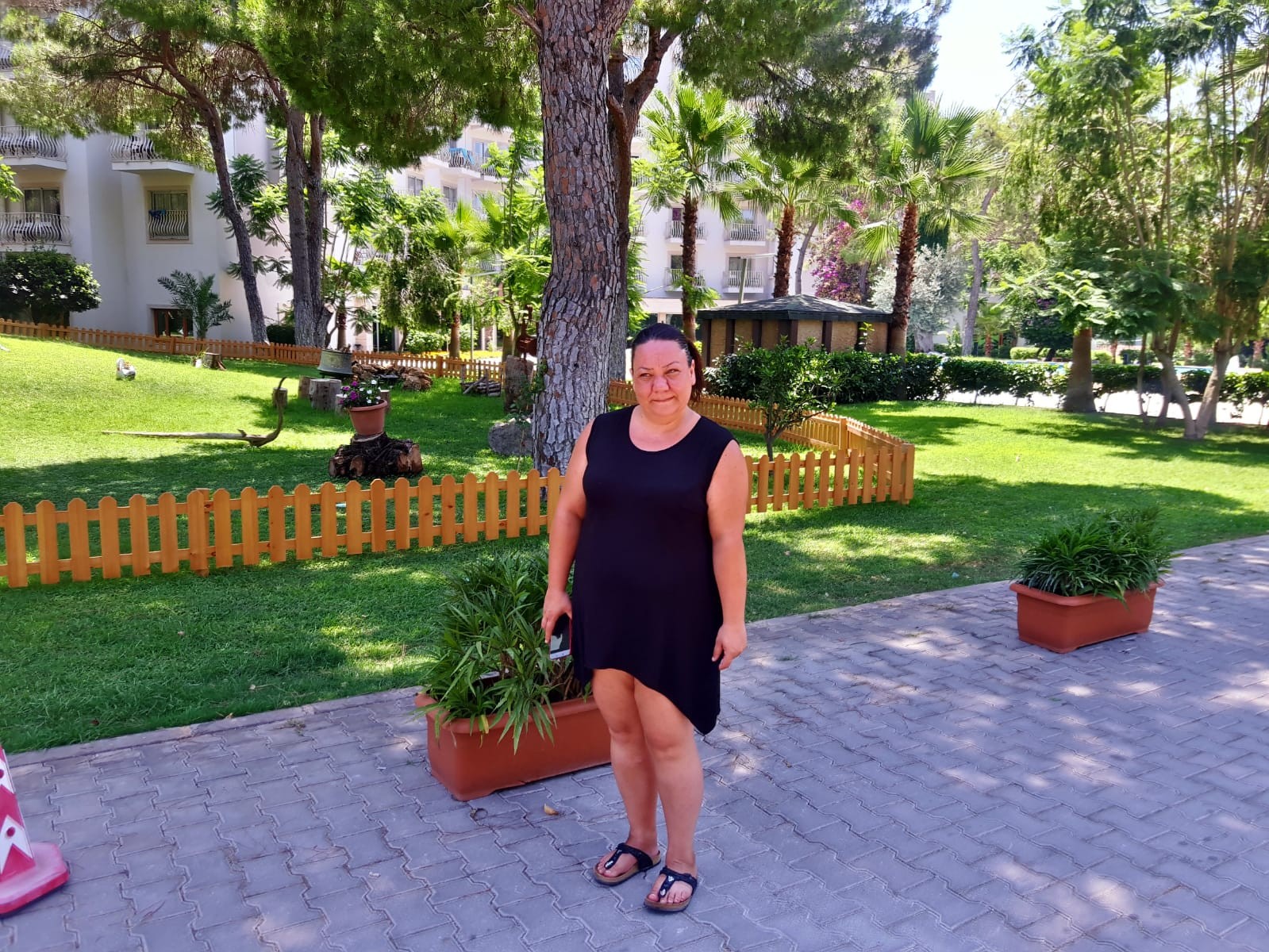 4XL hayattan mide botoksu ile kurtuldu