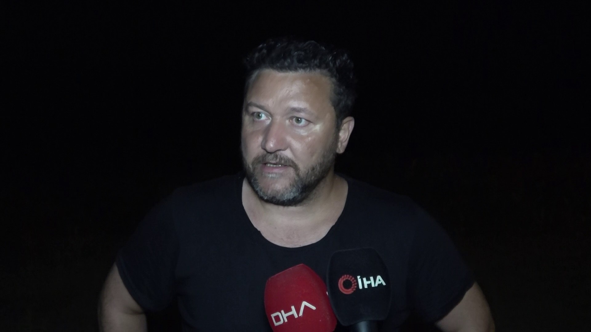 Çocukları kurtarmak isterken denize girdiler, koyda 8 kişi mahsur kaldılar