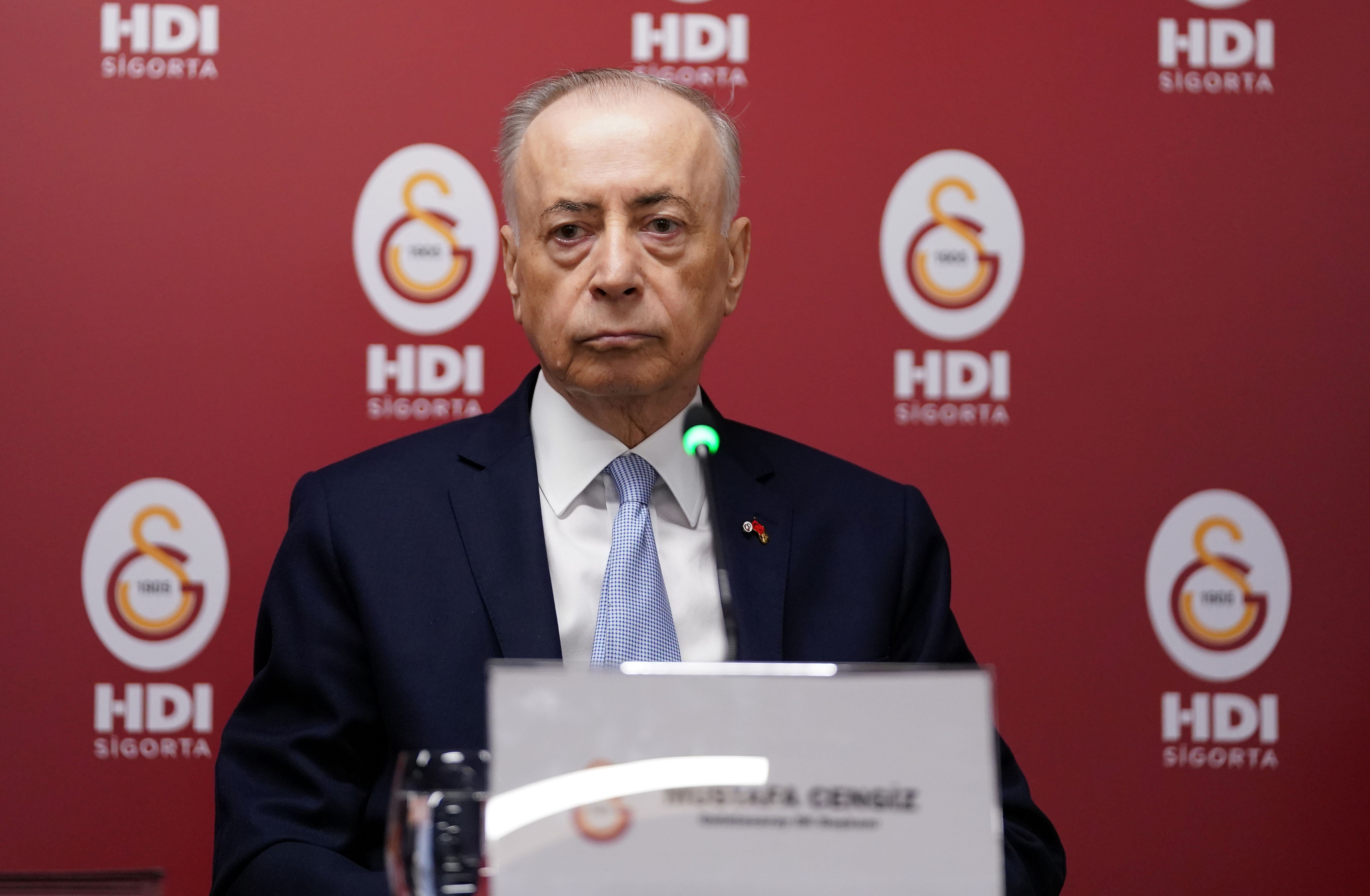 Galatasaray Erkek Voleybol Takımı'nda 5 imza