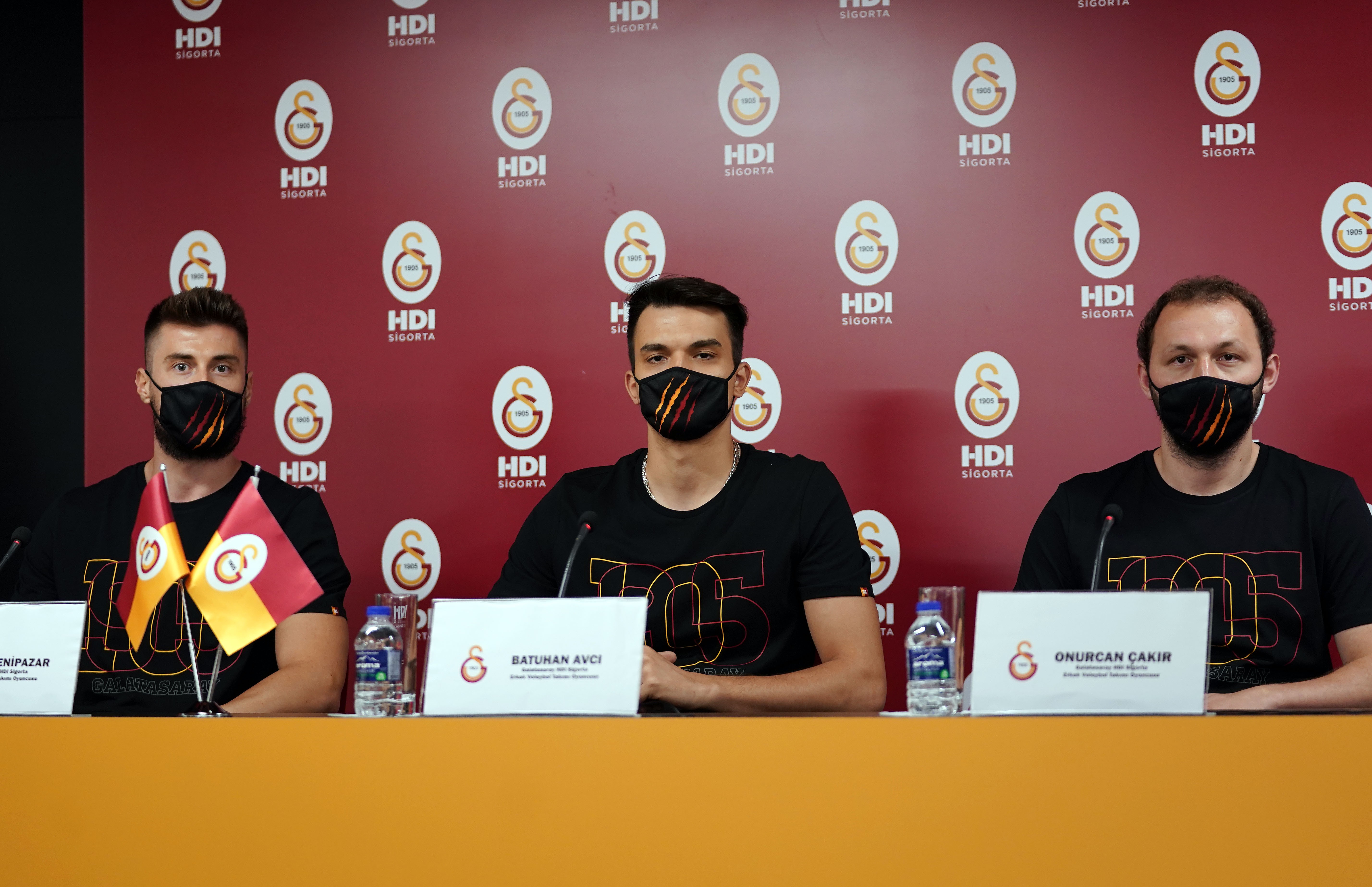 Galatasaray Erkek Voleybol Takımı'nda 5 imza