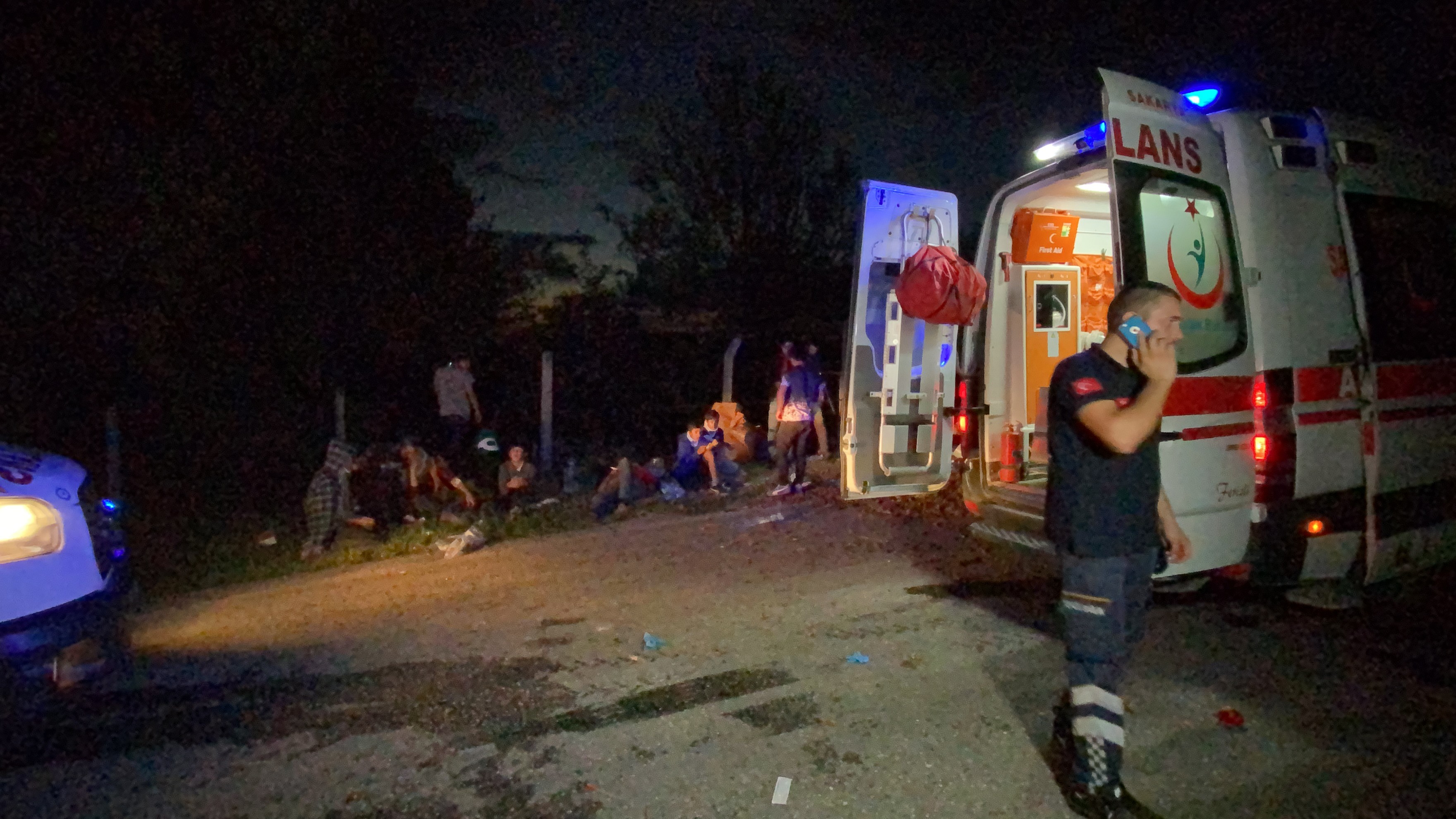 Sakarya’da tarım işçilerini taşıyan traktör devrildi: 21 yaralı