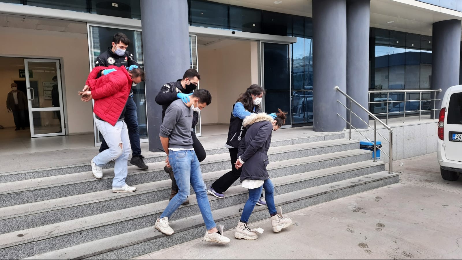 Bursa'da 600 polisle dev operasyon! 10 tutuklama...