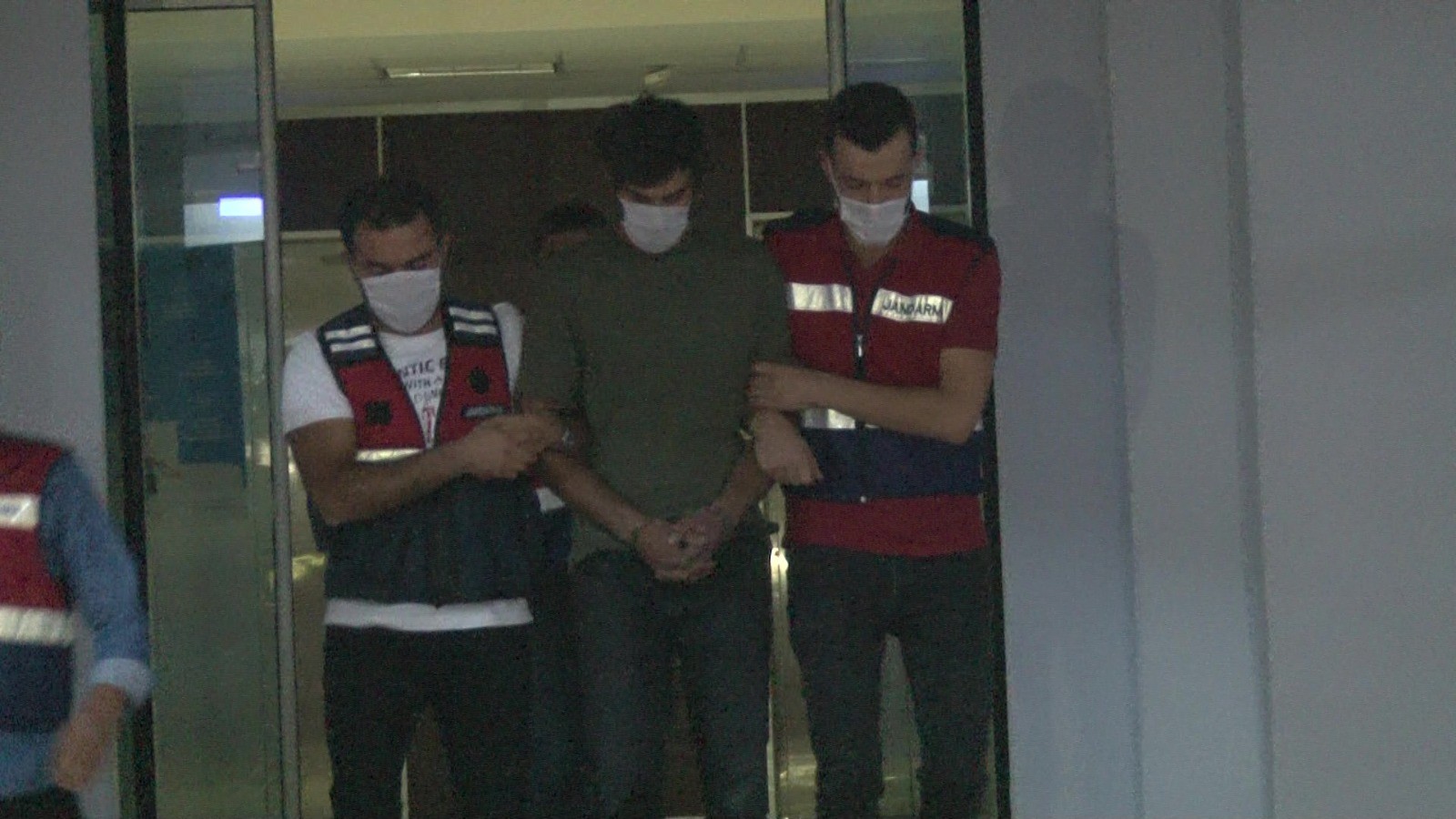 HDP'li eski vekilin terörist oğlu tutuklandı