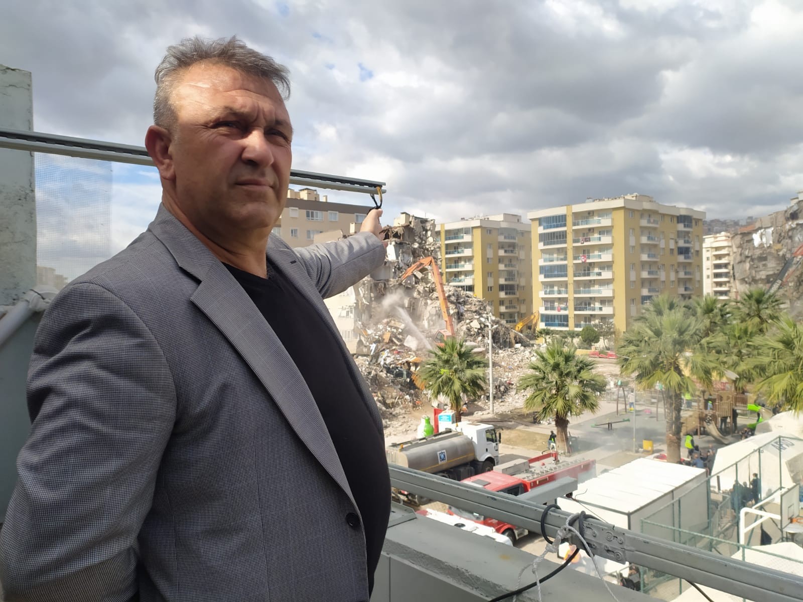 Barış sitesi inşaat işçisi: 'Olacak ilk depremde bu binaların yıkılmasını bekliyorduk'