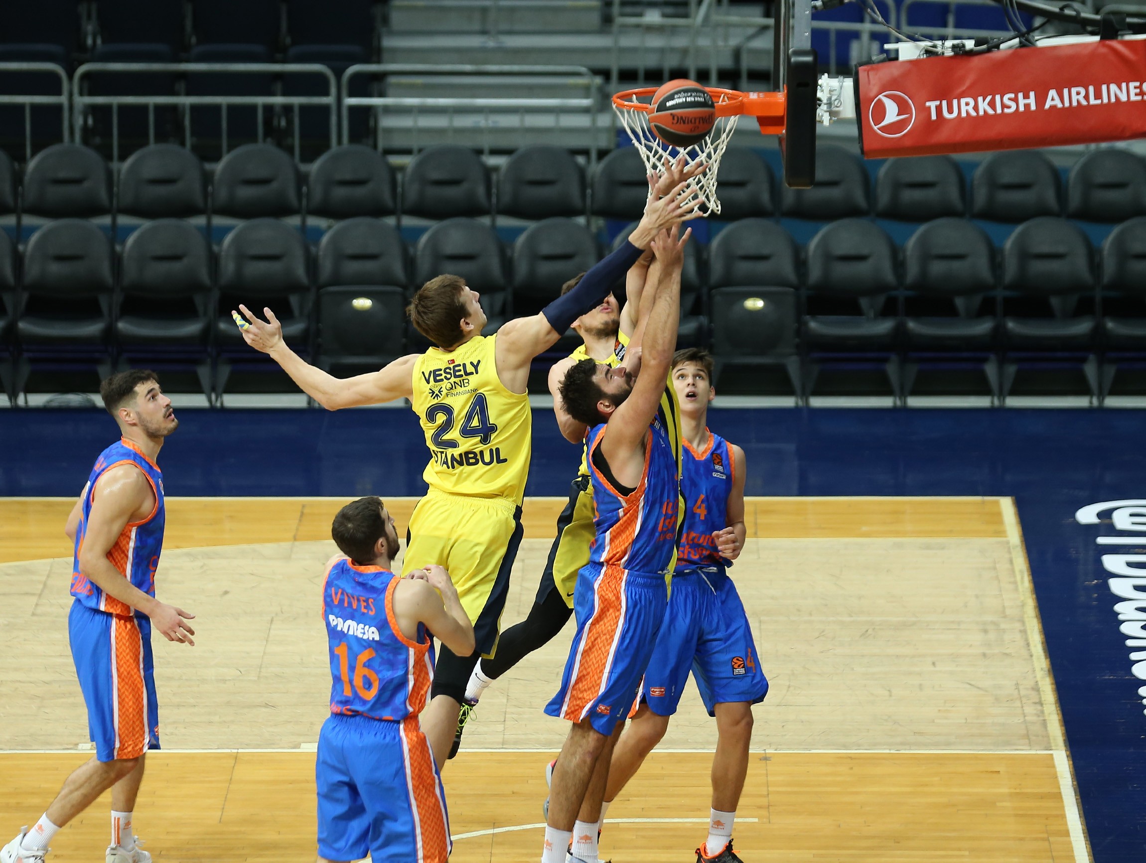 THY Euroleague: Fenerbahçe Beko: 86 - Valencia Basket: 90