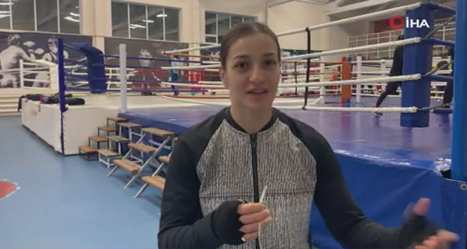 Türkiye Kadın Boks Milli Takımı çalışmalarını sürdürüyor