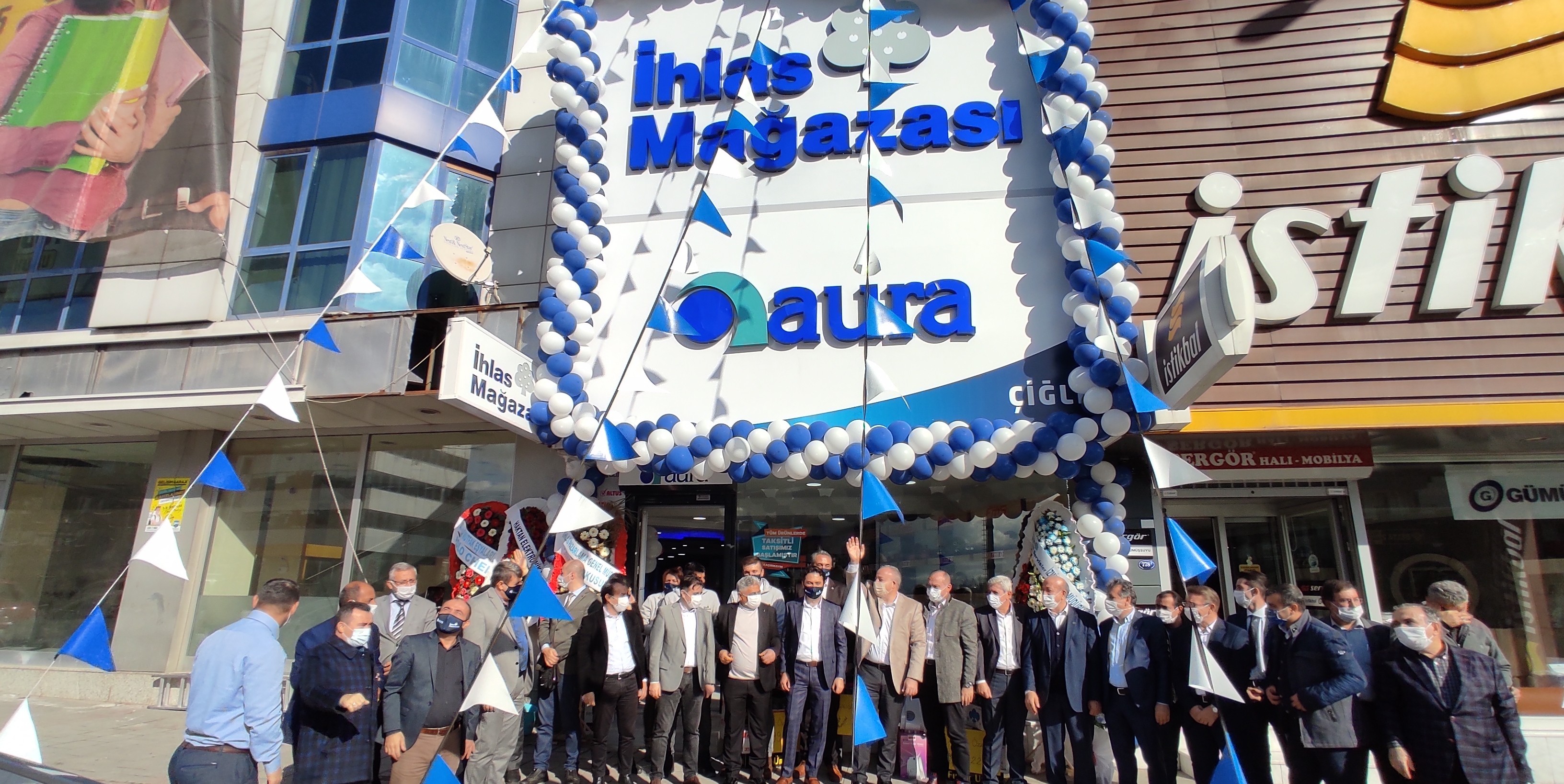 100. İhlas Mağazası İzmir’de açıldı