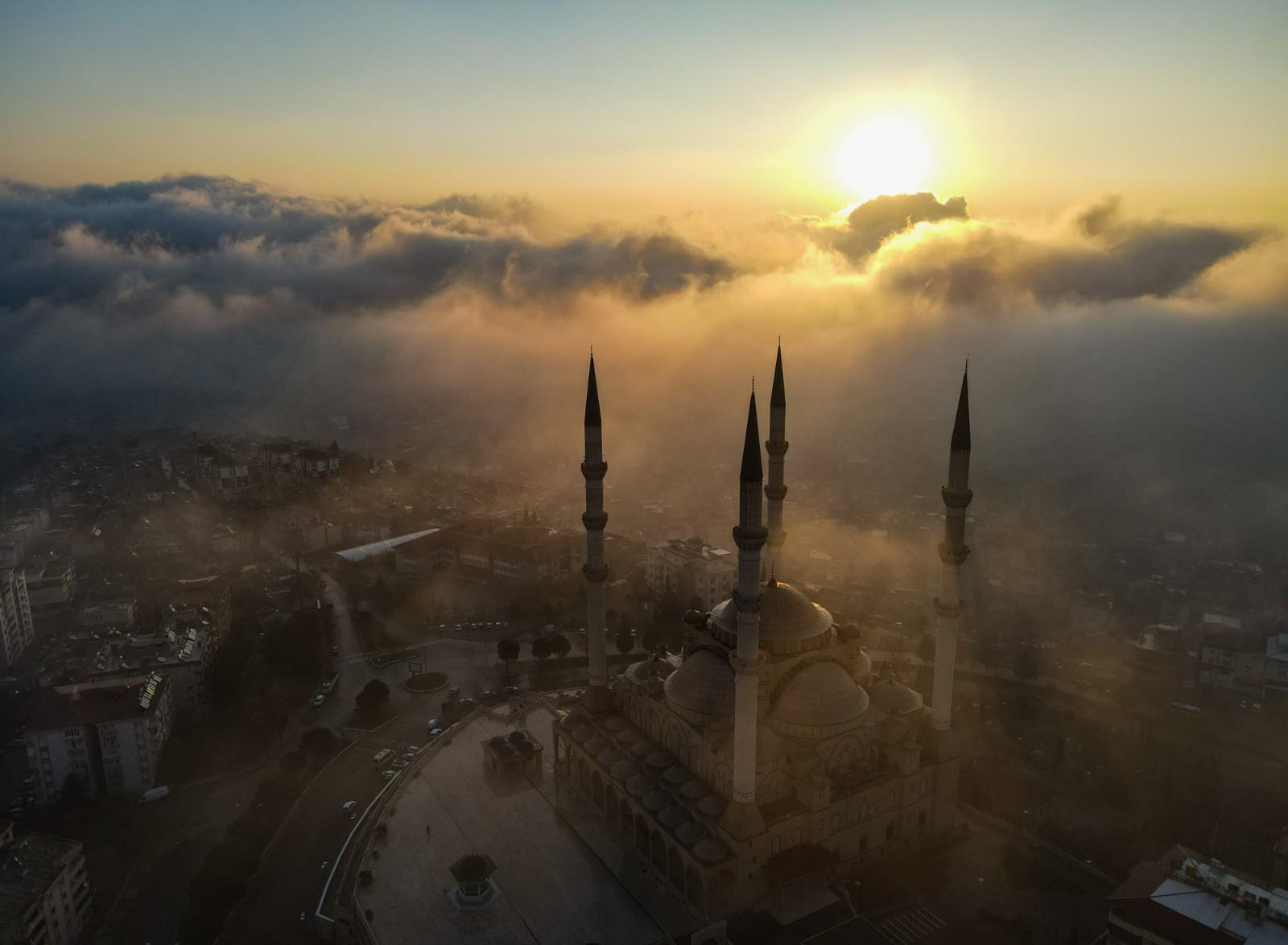 Abdulhamid Han Camii'den kartpostallık görüntüler