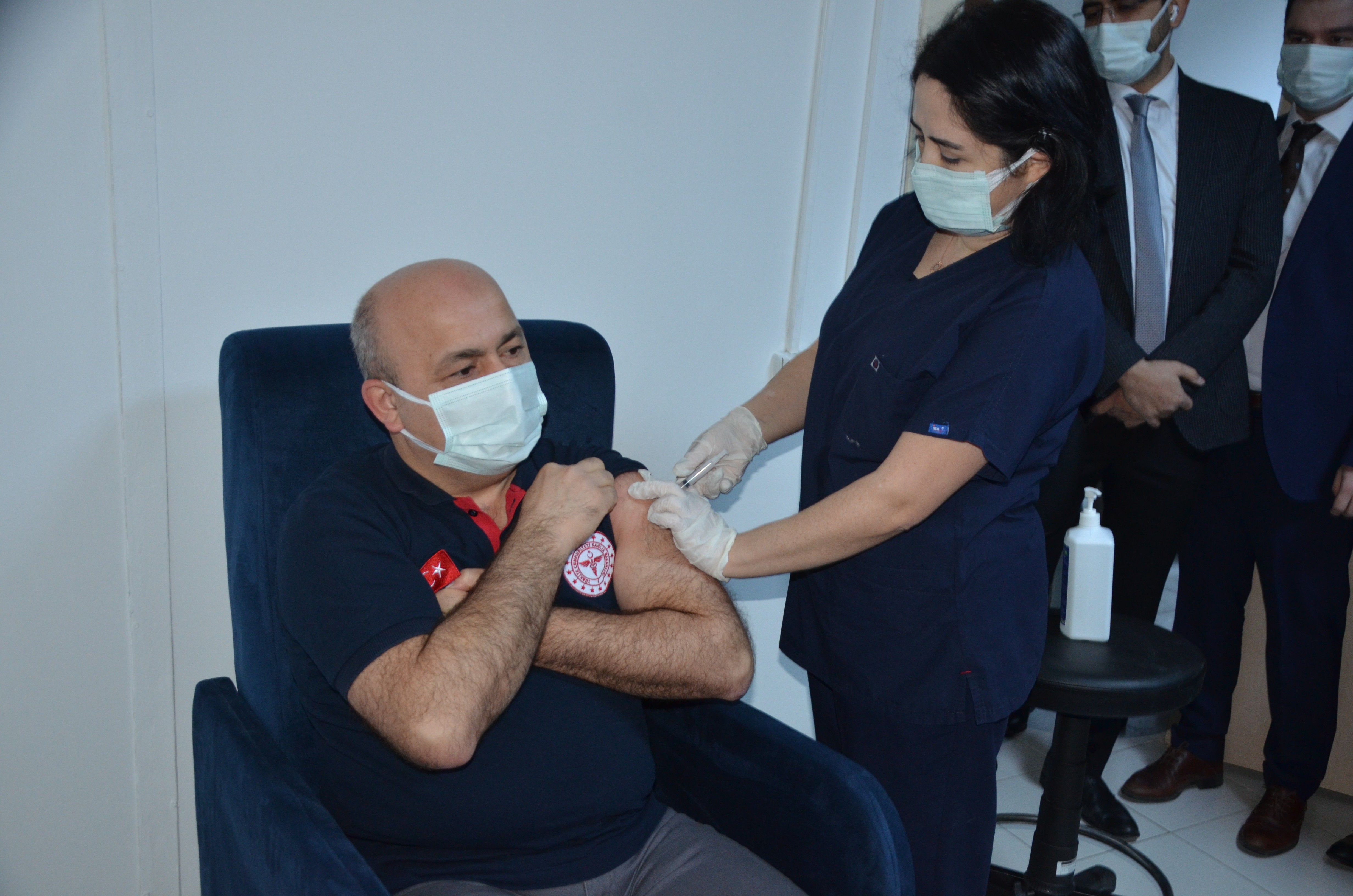 Korona virüs ile mücadelede tarihi gün! Aşılama başladı