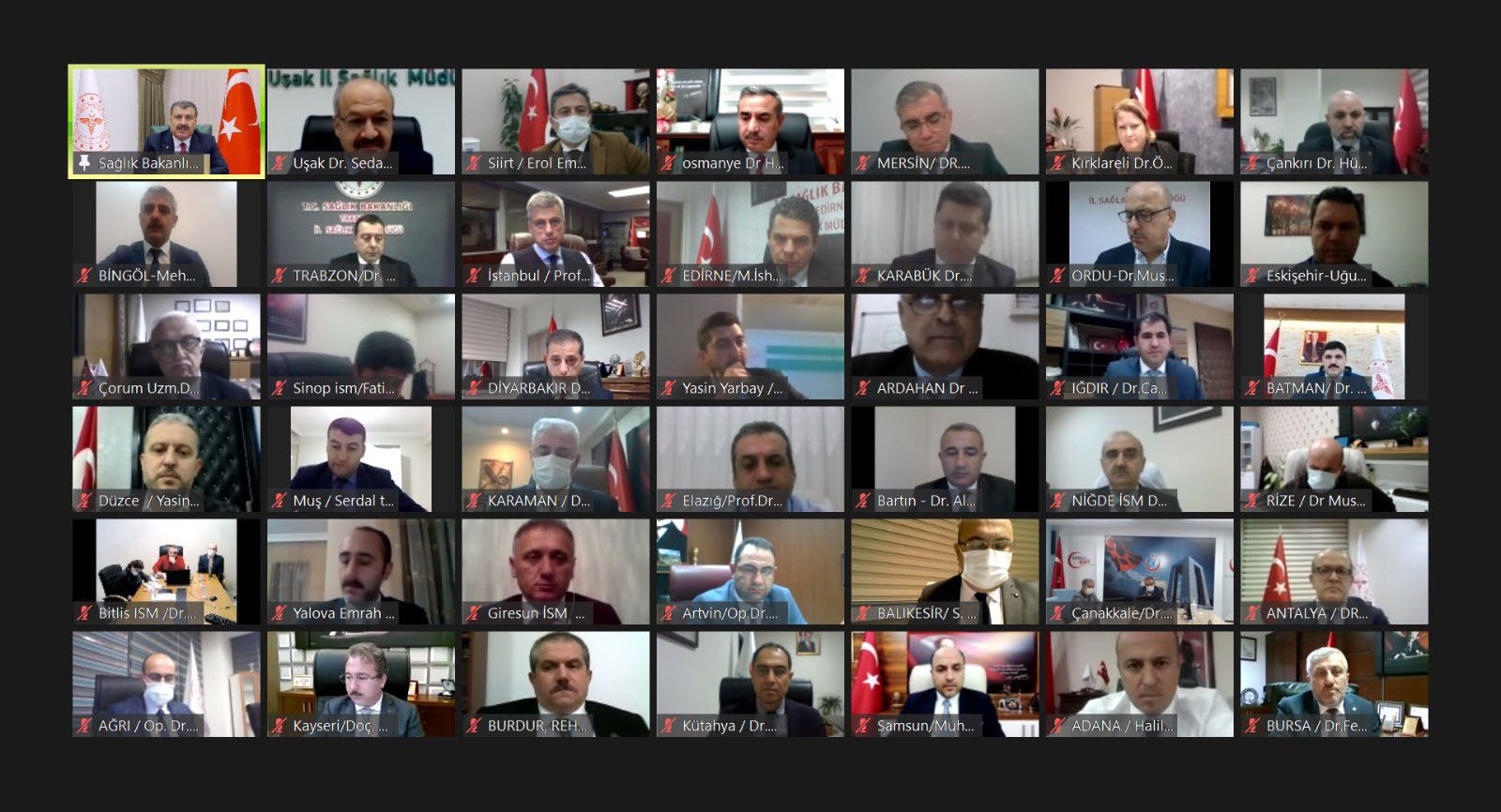 Bakan Koca: 'Sağlık çalışanlarımızdan 830 bin kişi aşının ilk dozunu oldu'