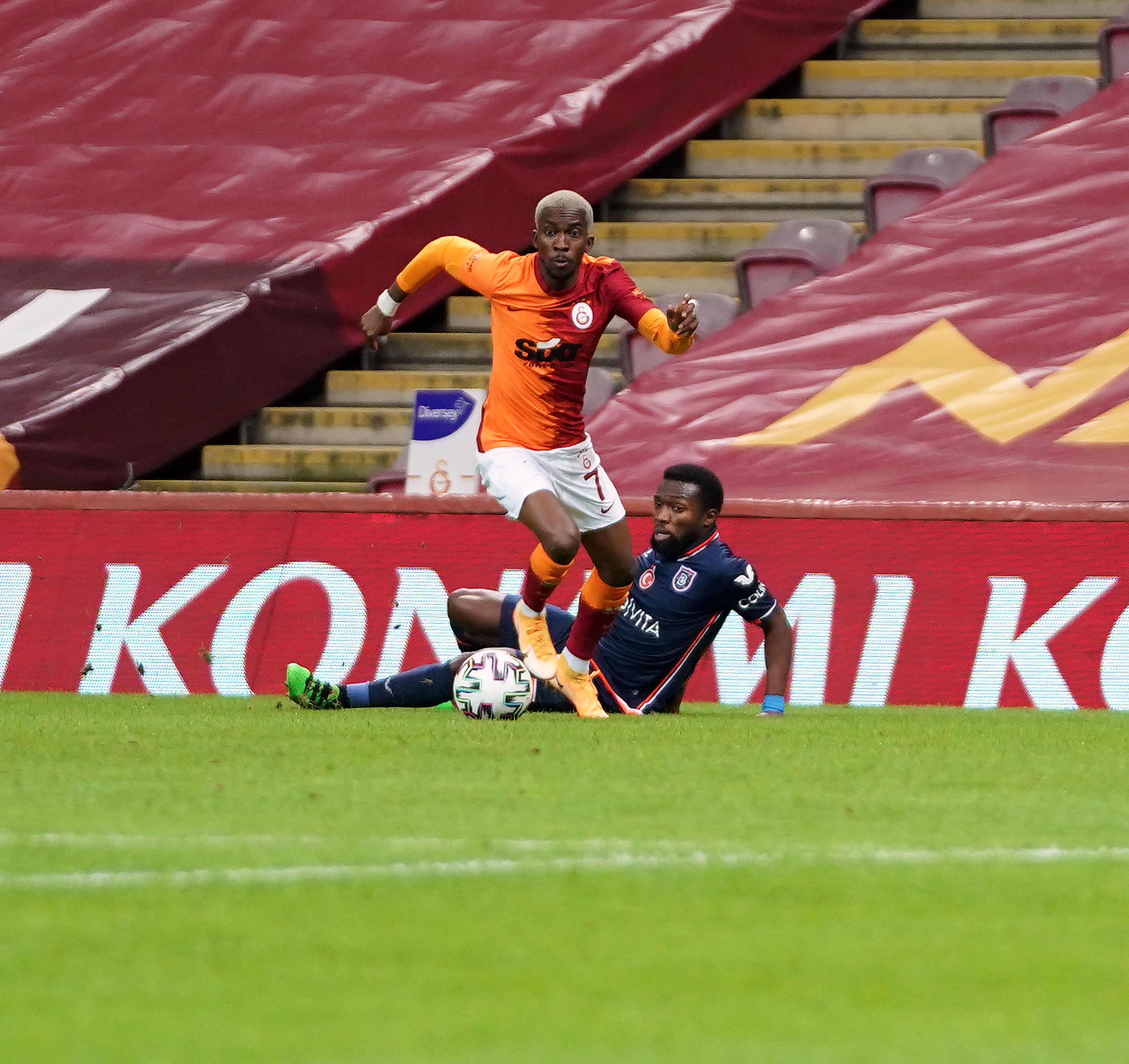 Galatasaray 3-0 Başakşehir Maç Özeti ve Golleri İzle| GS Başakşehir kaç kaç bitti?