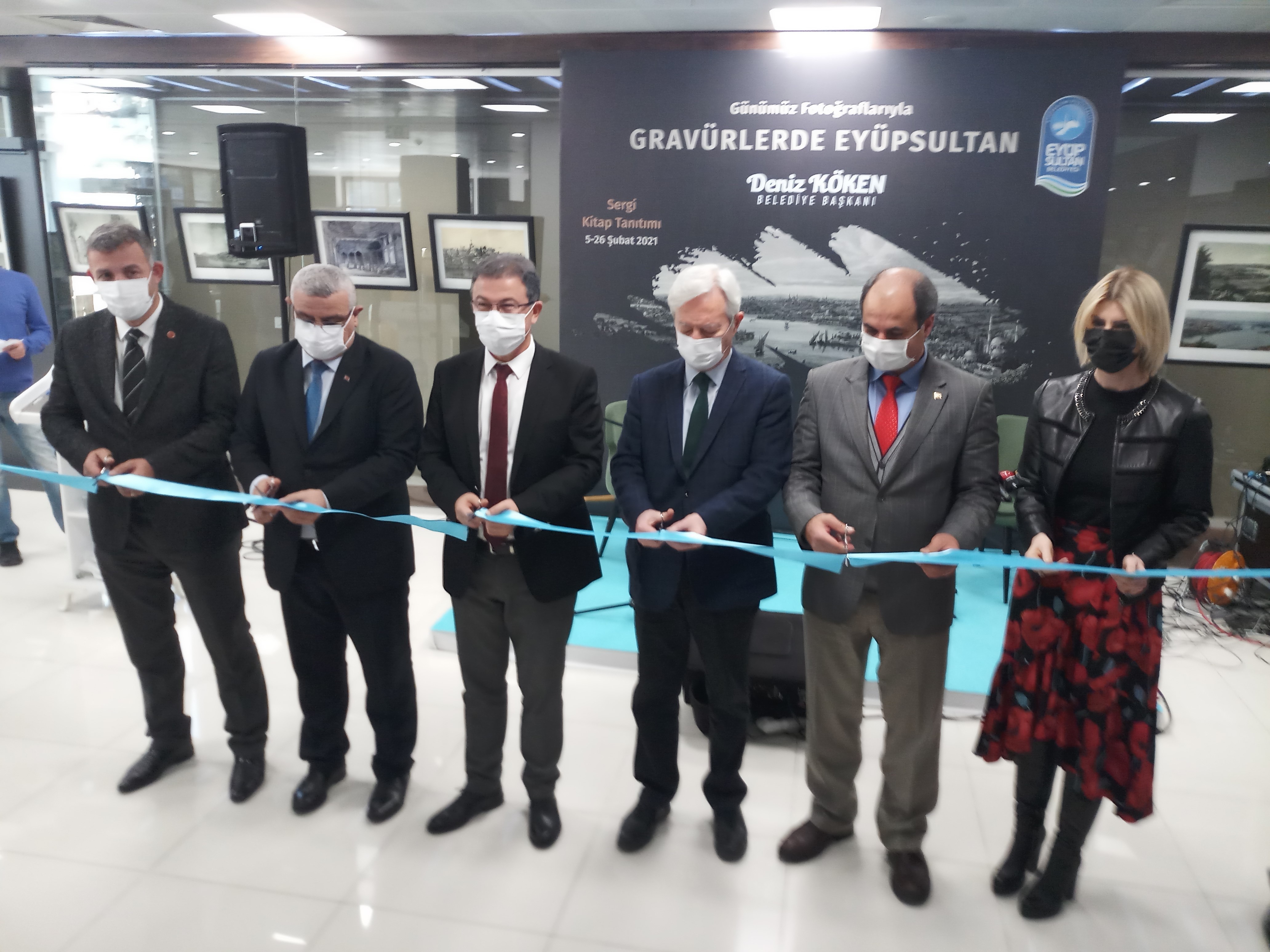 “Günümüz Fotoğraflarıyla Gravürlerde Eyüpsultan” sergisi ziyaretçilere açıldı