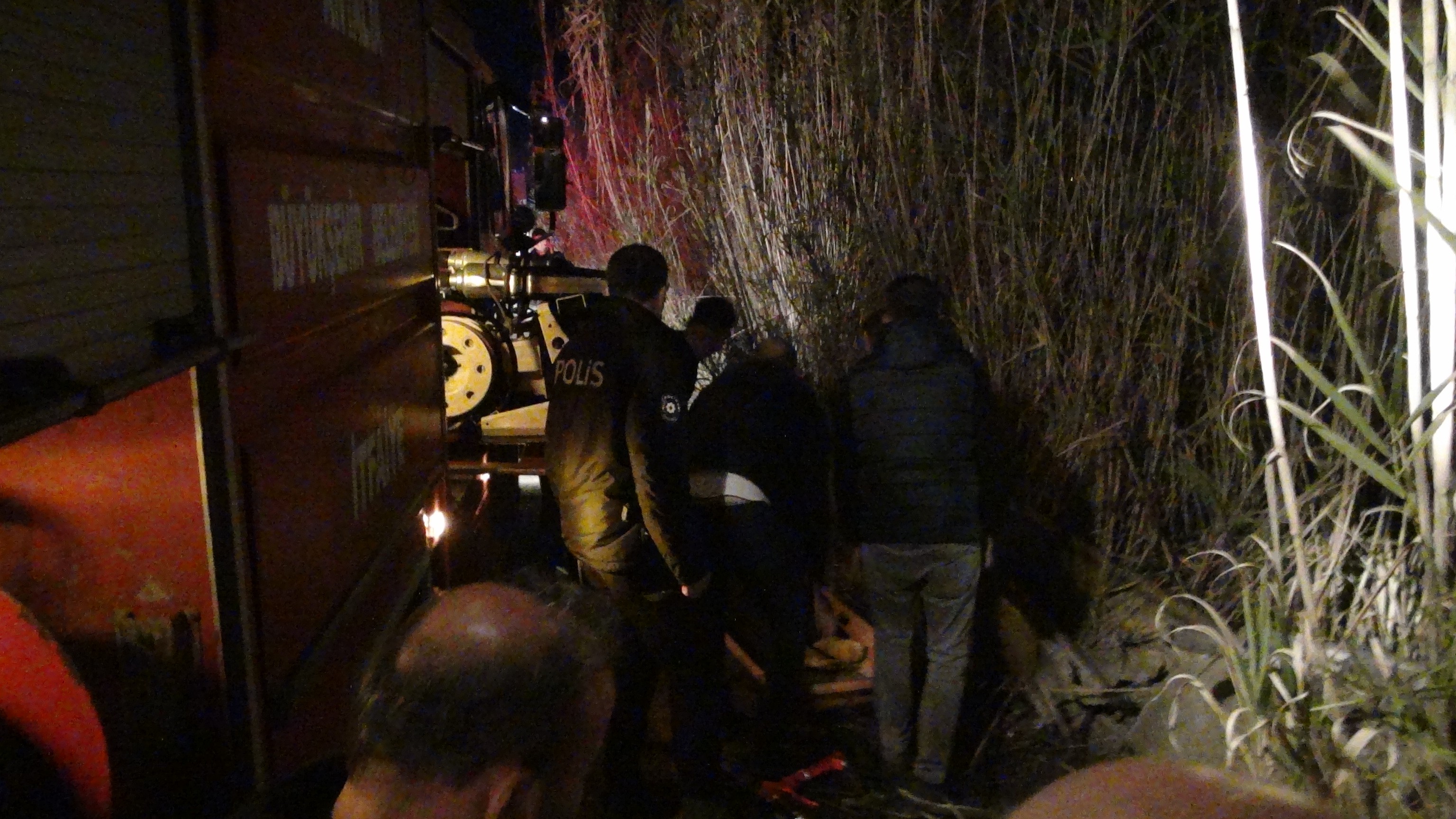 Antalya’da taziyeye giden akrabaların otomobilleri çarpıştı: 6 ölü