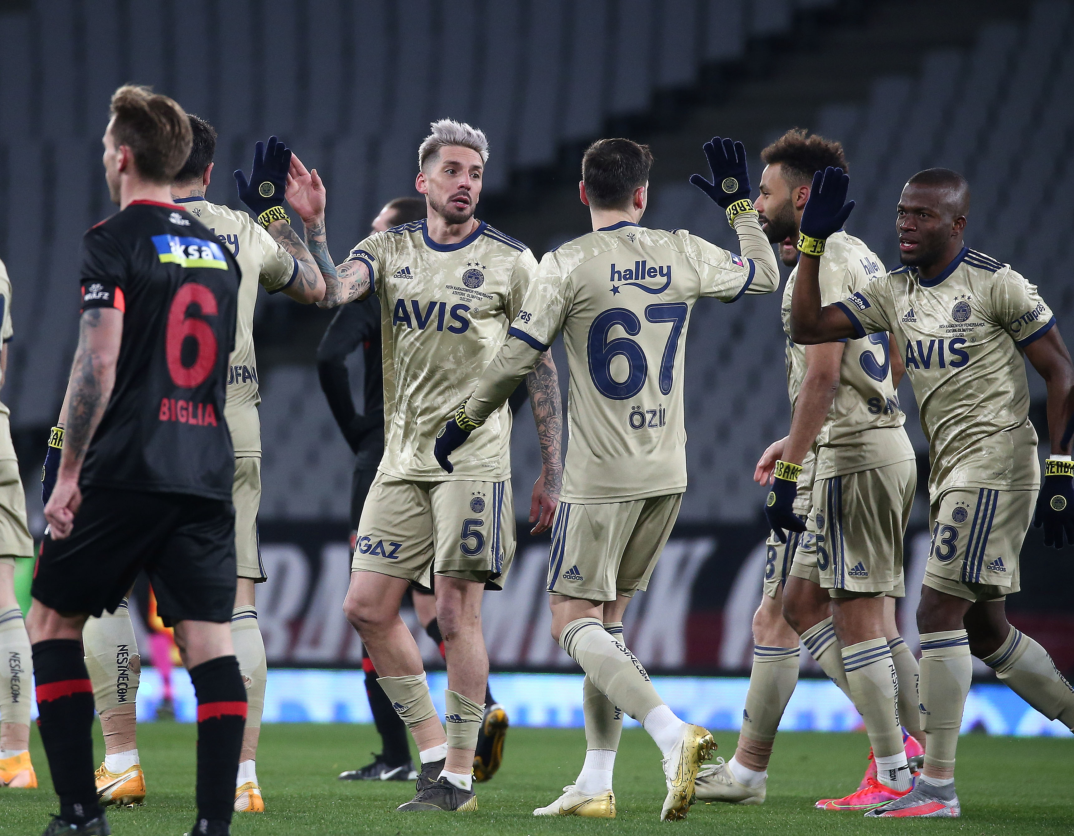 Fenerbahçe, Fatih Karagümrük'ü 2-1 mağlup etti