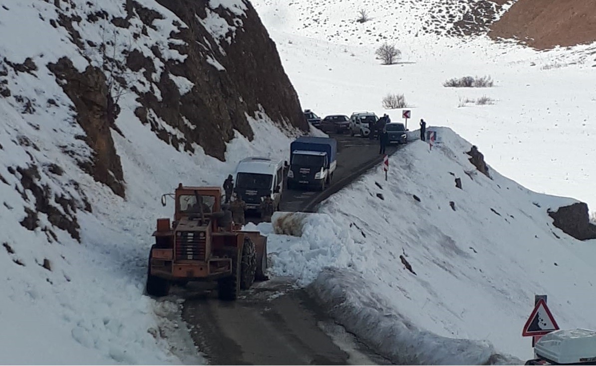 Bingöl’de çığ düştü, Meteoroloji uyardı!