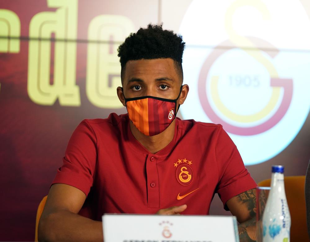 Galatasaray’da imza şov