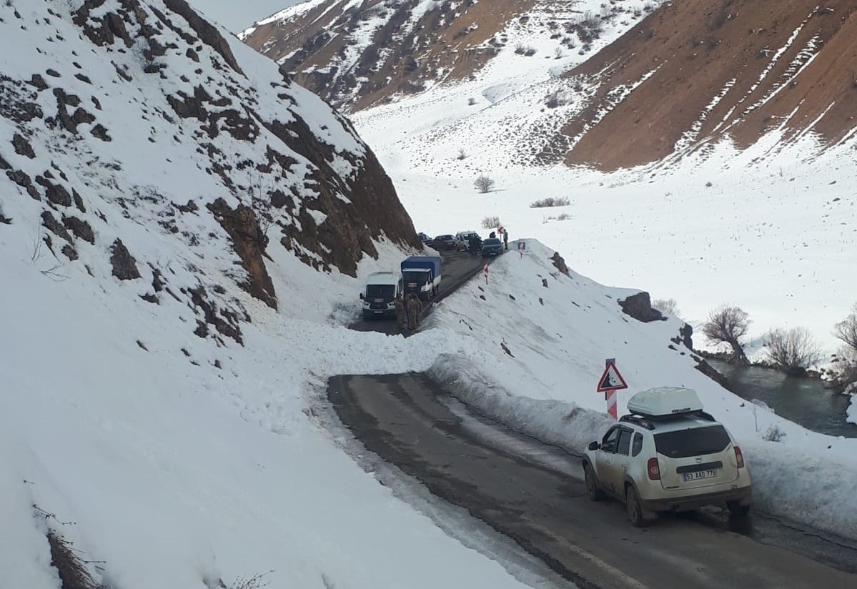 Bingöl’de çığ düştü, Meteoroloji uyardı!