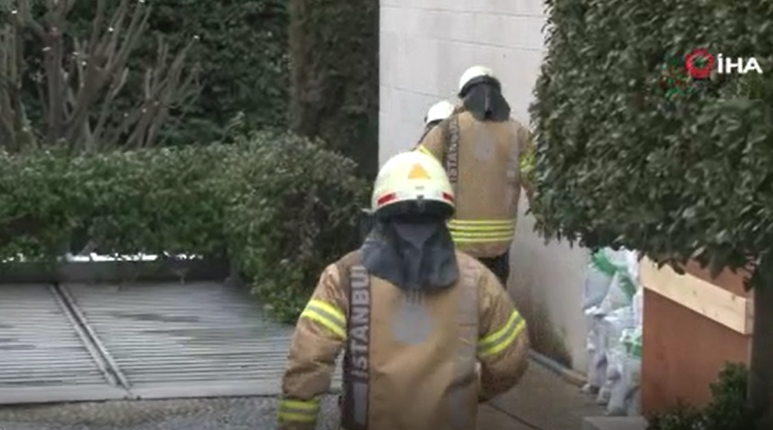 Ünlü komedyen Cem Yılmaz’ın villasında yangın paniği