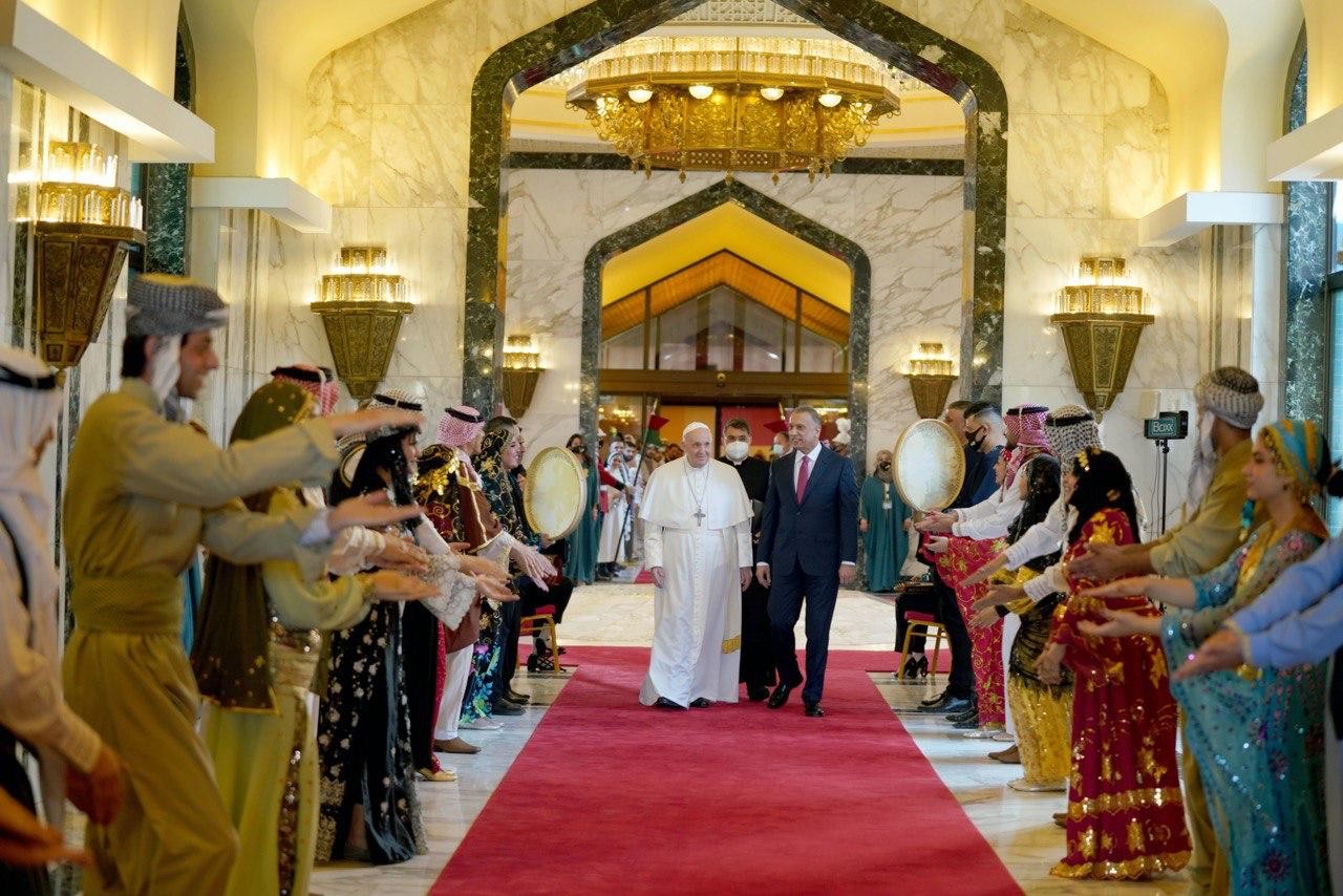 Papa'dan Irak'a tarihi ziyaret