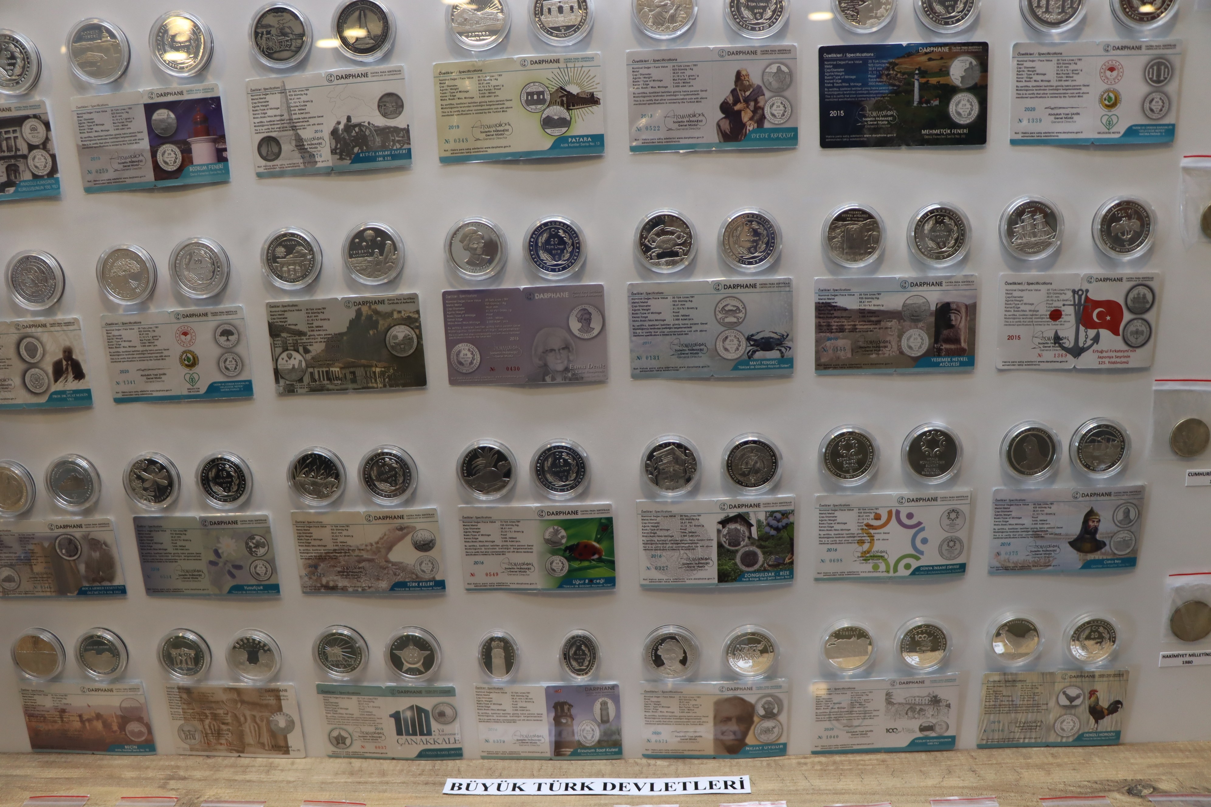 39 yılda 100 kilo madeni para ile 15 bin banknot topladı