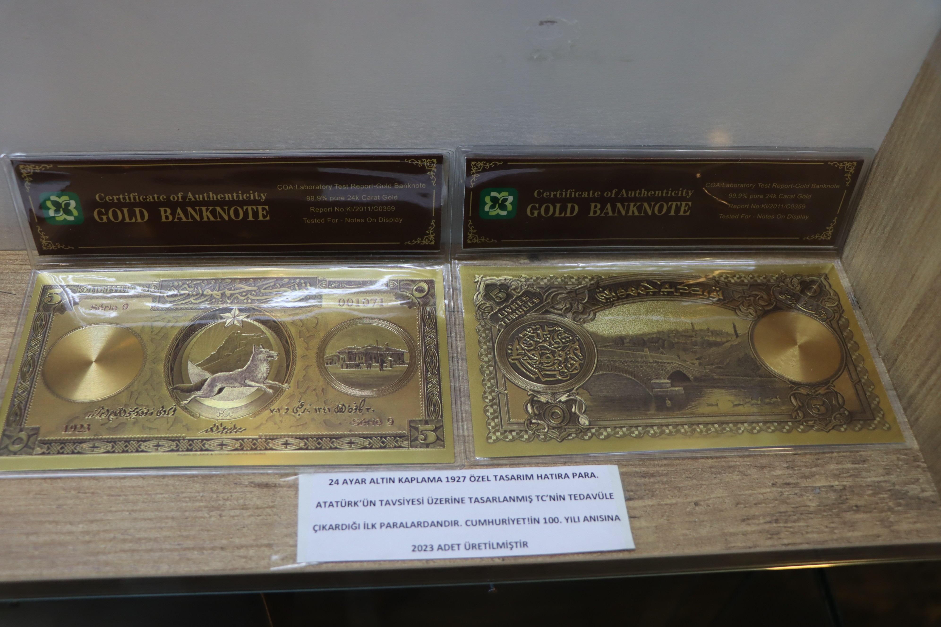 39 yılda 100 kilo madeni para ile 15 bin banknot topladı